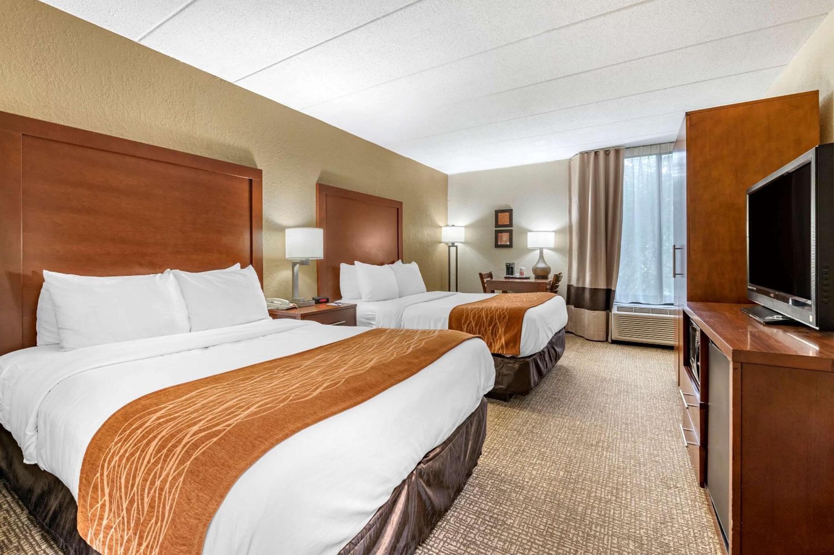 Double Room with Two Double Beds - Non-Smoking photo 1