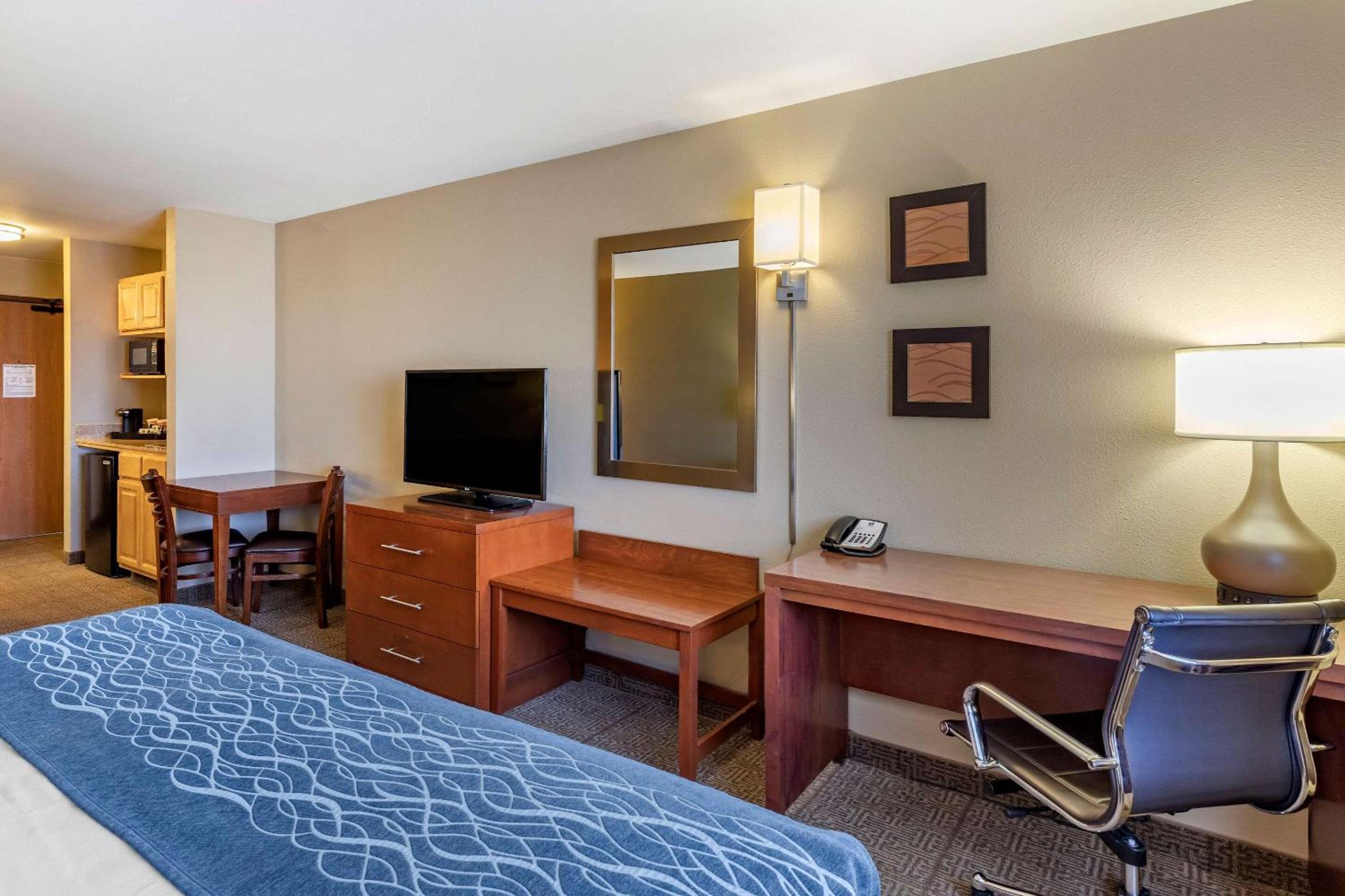 King Suite - Photo 7