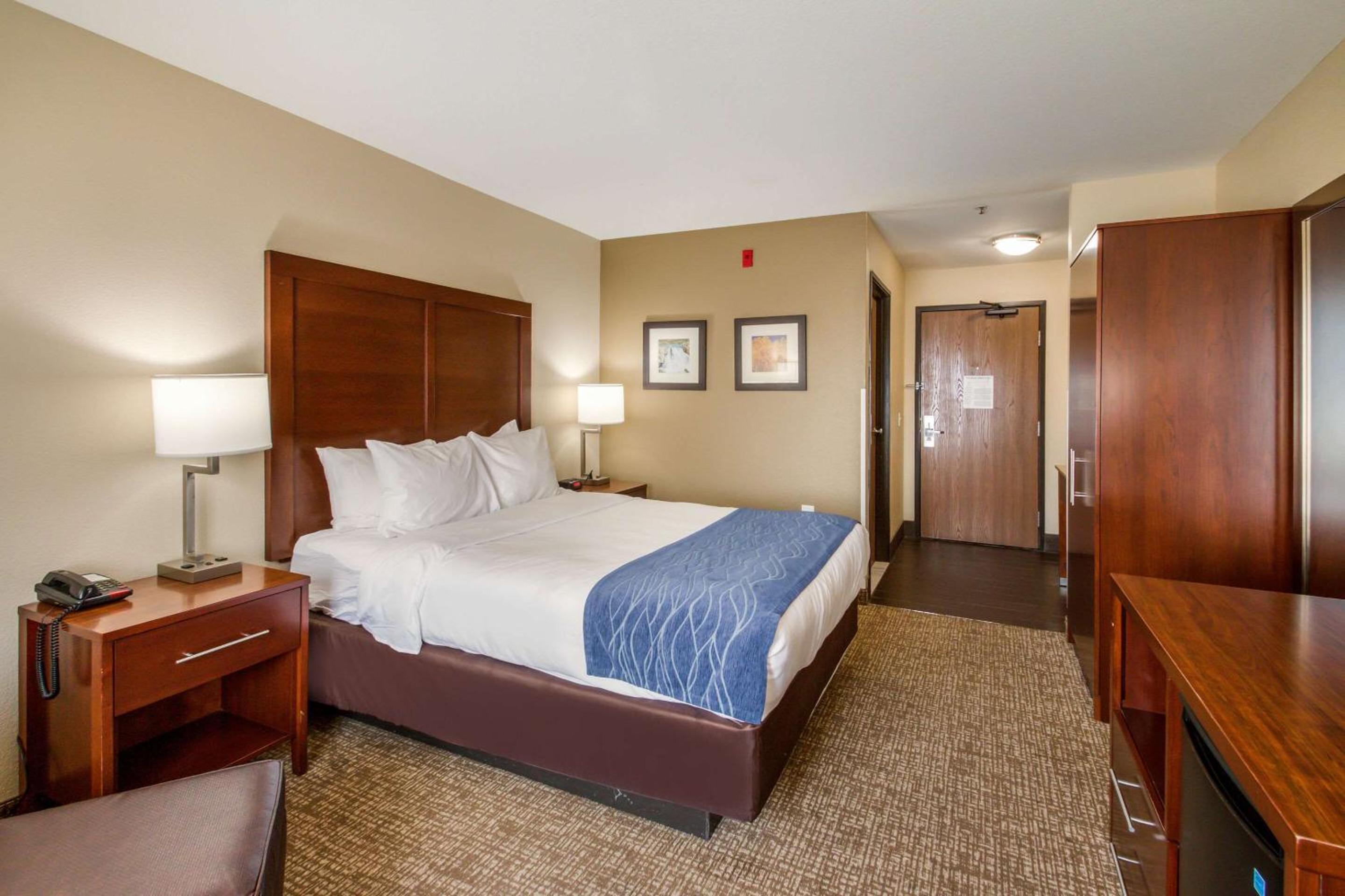 Queen Room - Photo 6