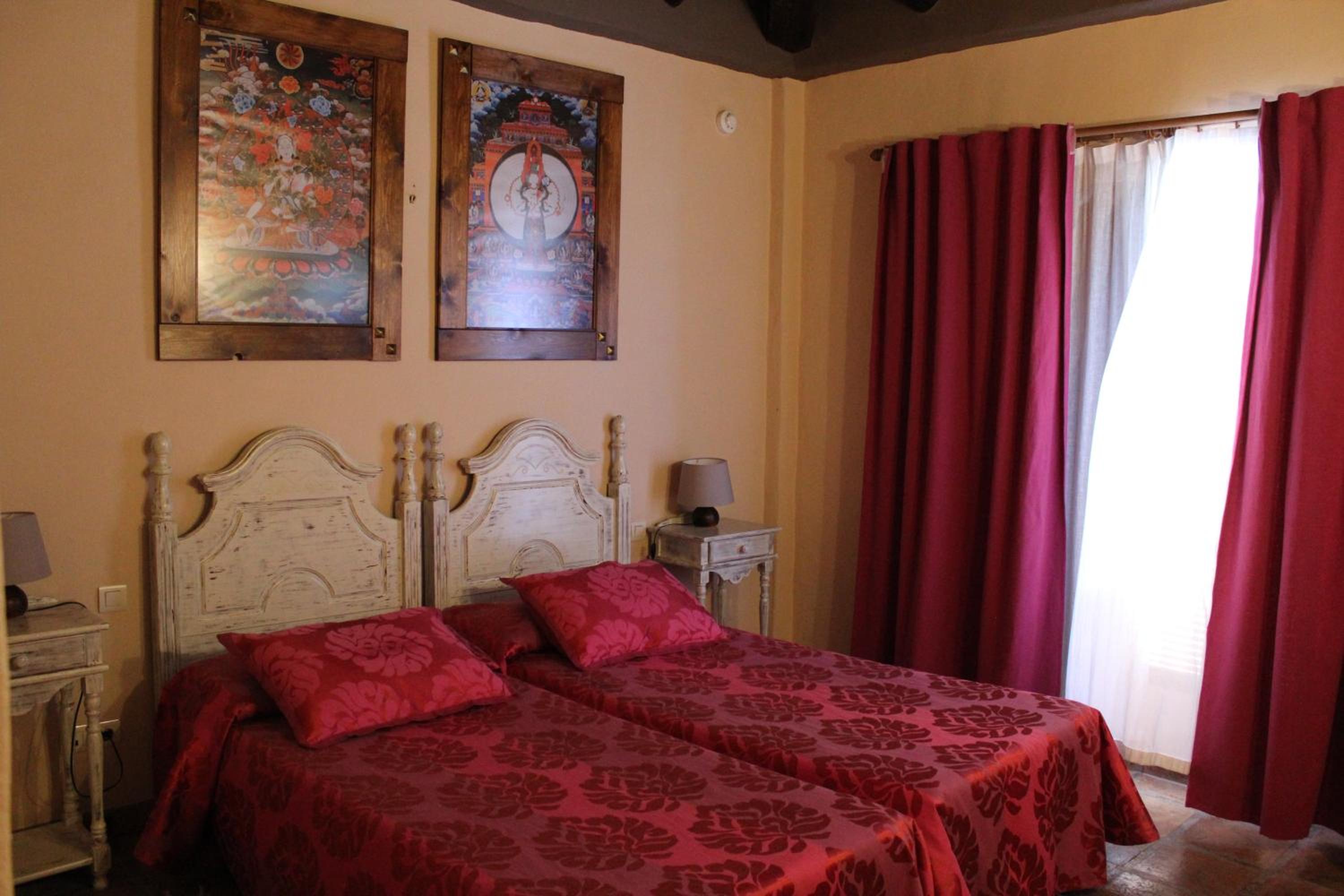 Double Room - Photo 5