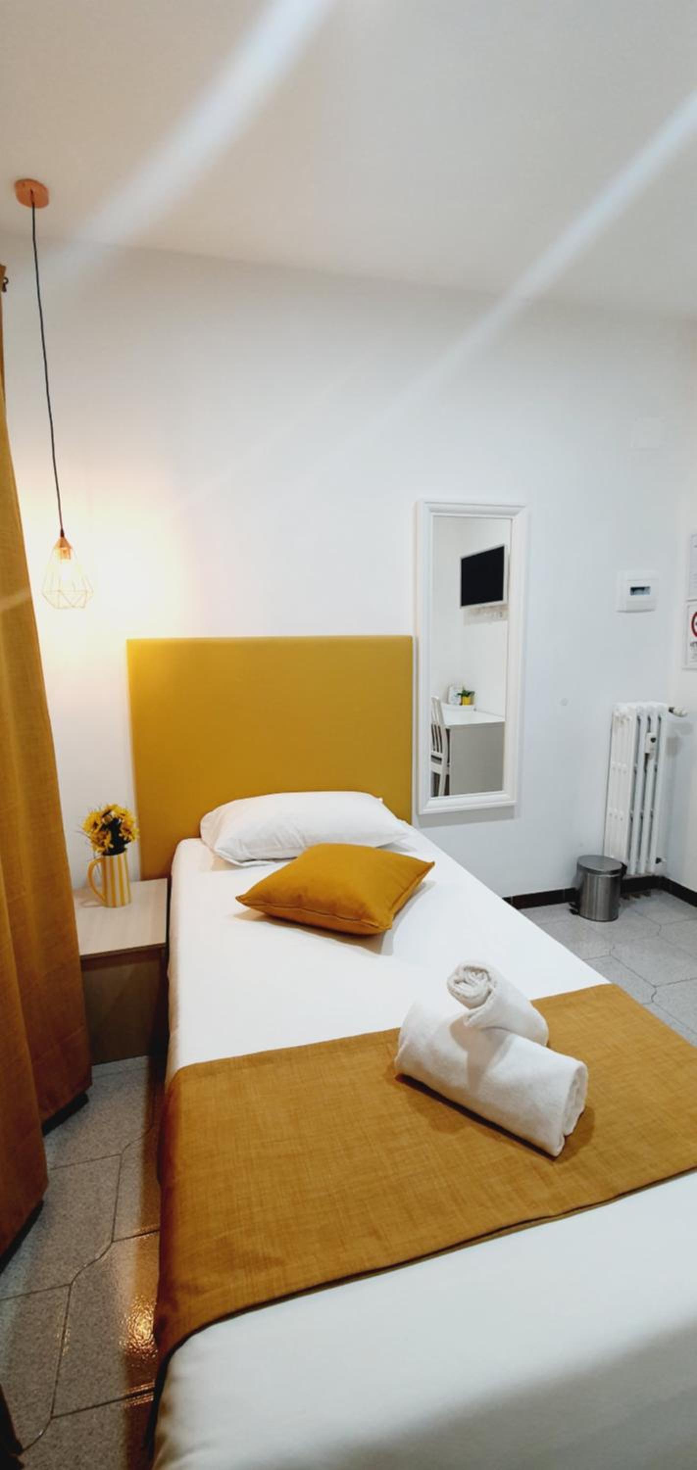 Single Room with Private Bathroom