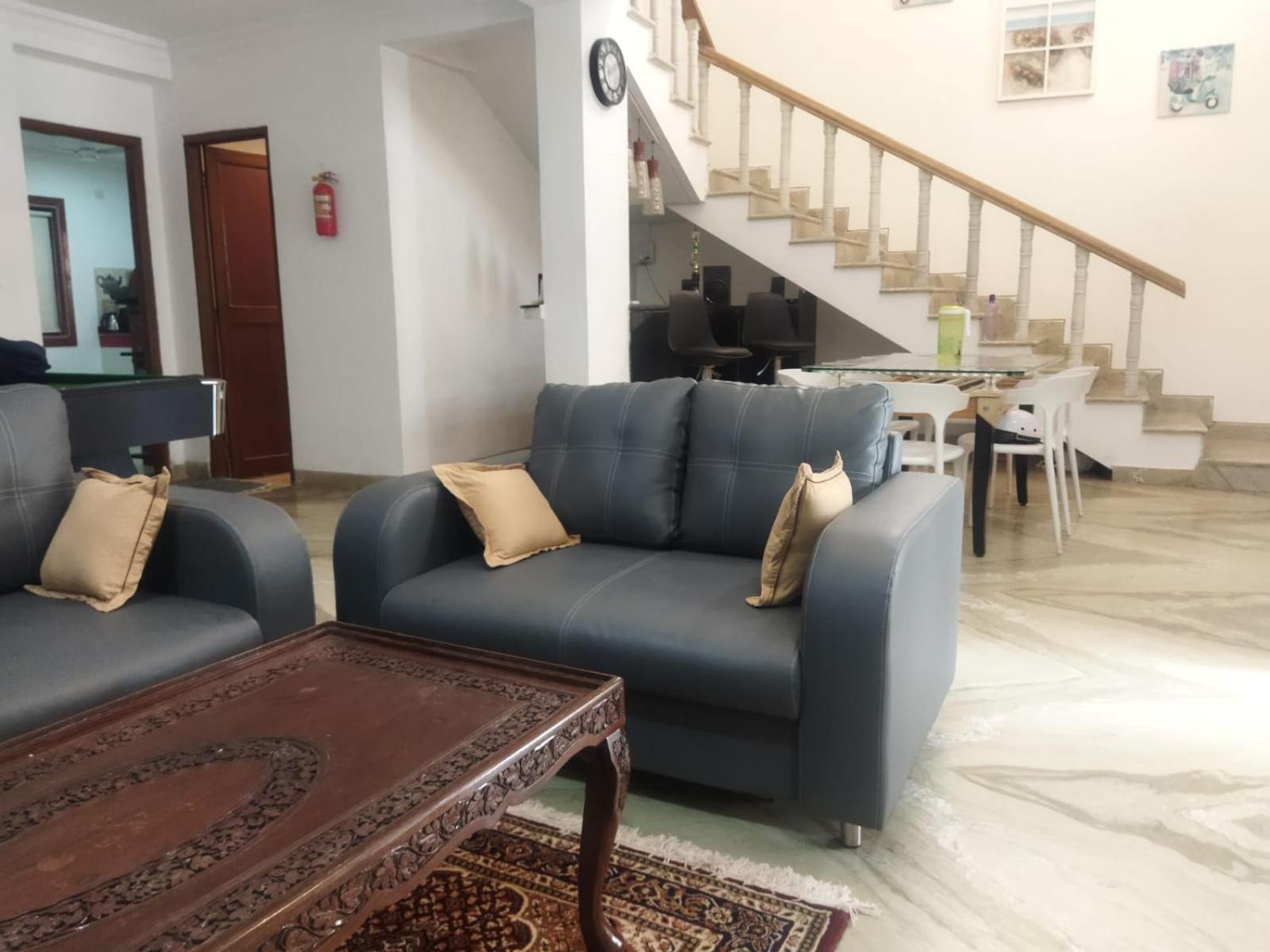 Villa photo 1