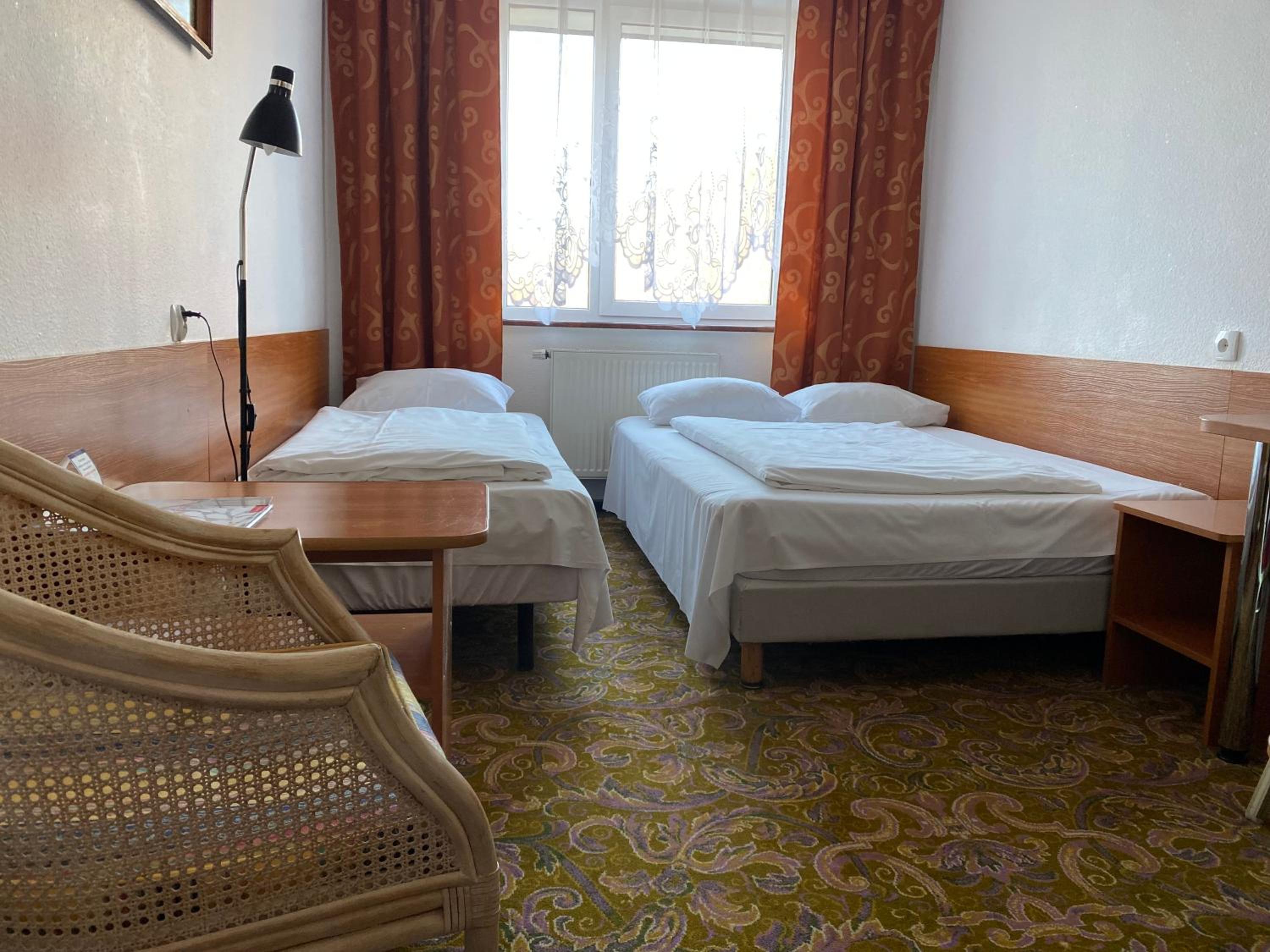 Large Single Room photo 1