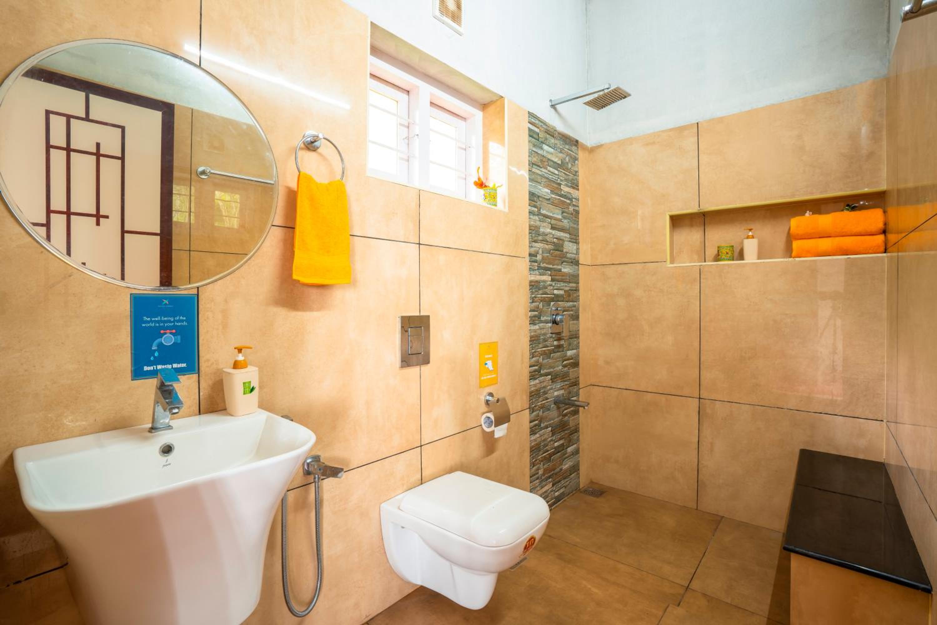 Superior Deluxe Room (with shared porch) photo 3