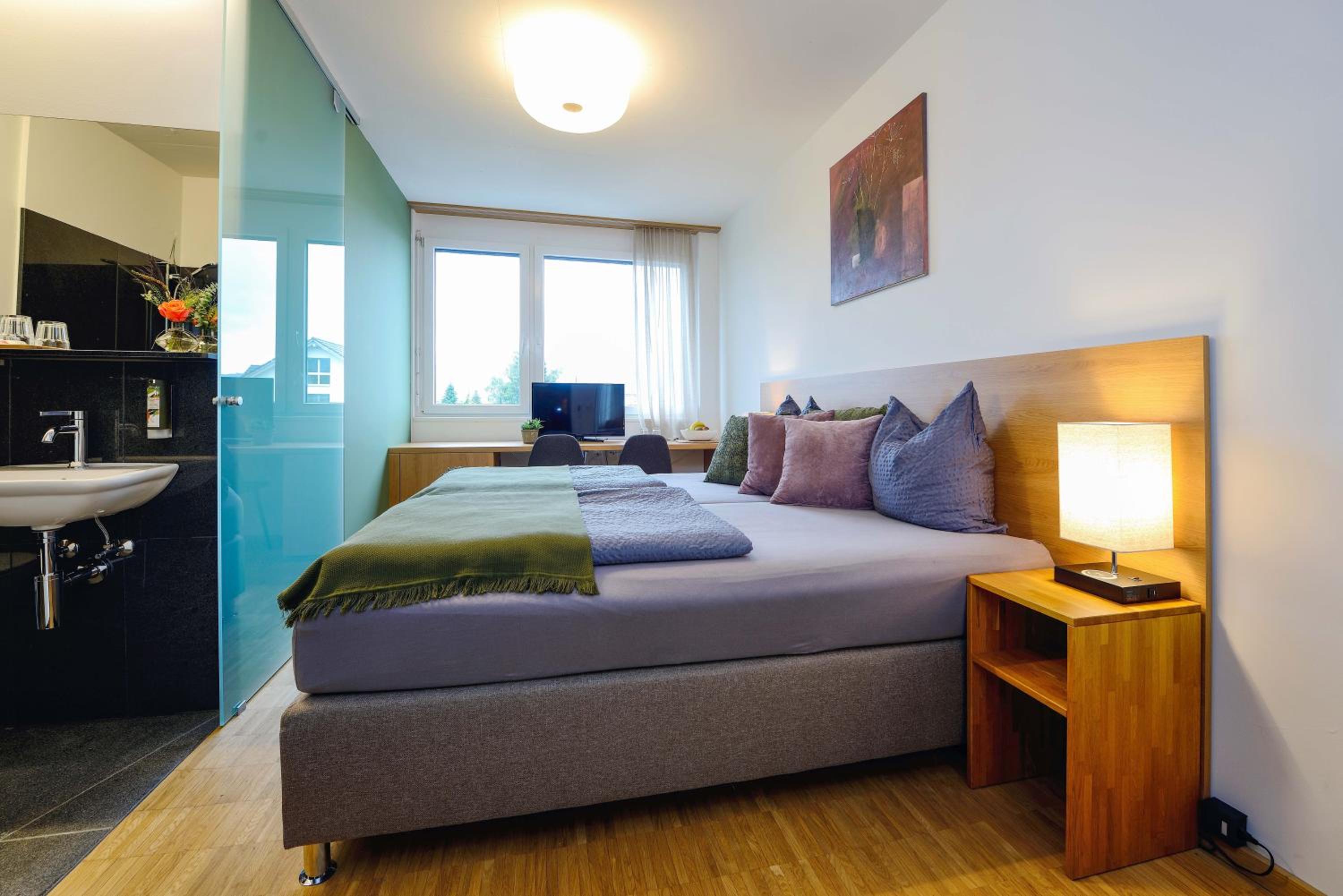 Double Room - Photo 2