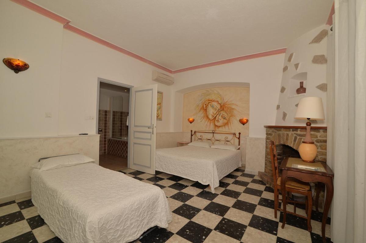 Triple Room - Photo 1