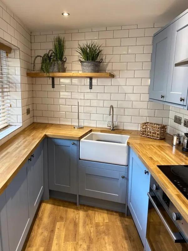 Three-Bedroom House photo 2