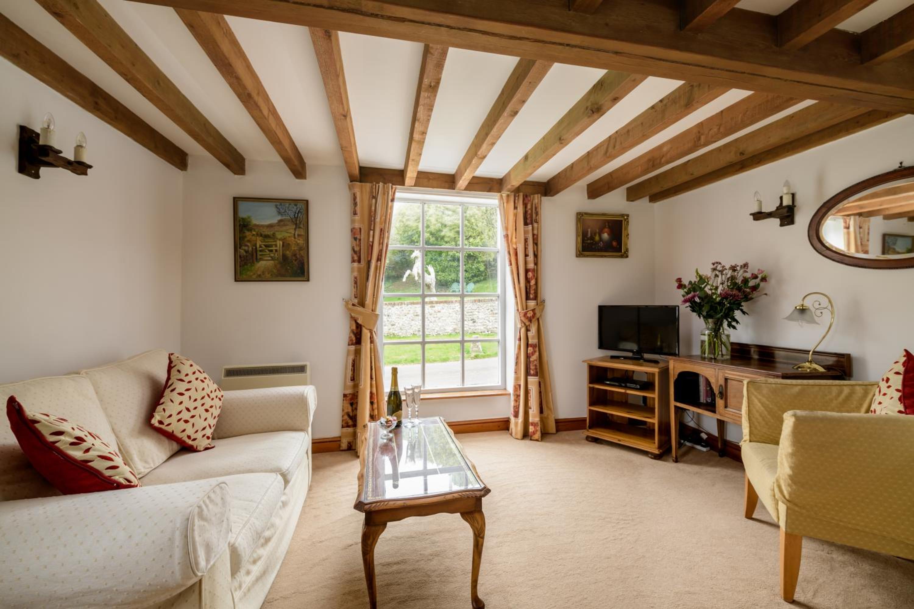 Cottage (2 Adults) - Granary photo 1