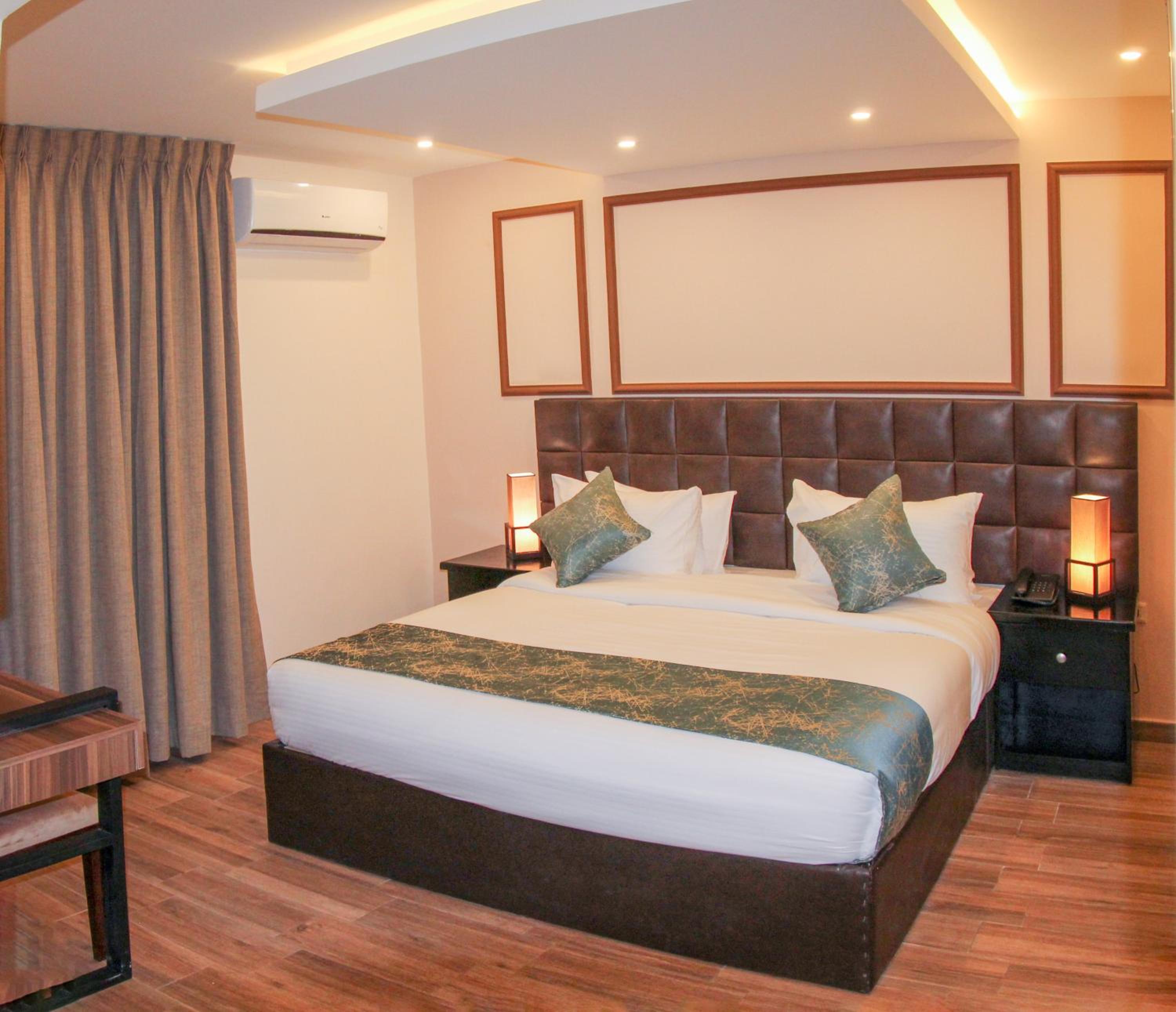 Superior Double or Twin Room - Photo 28