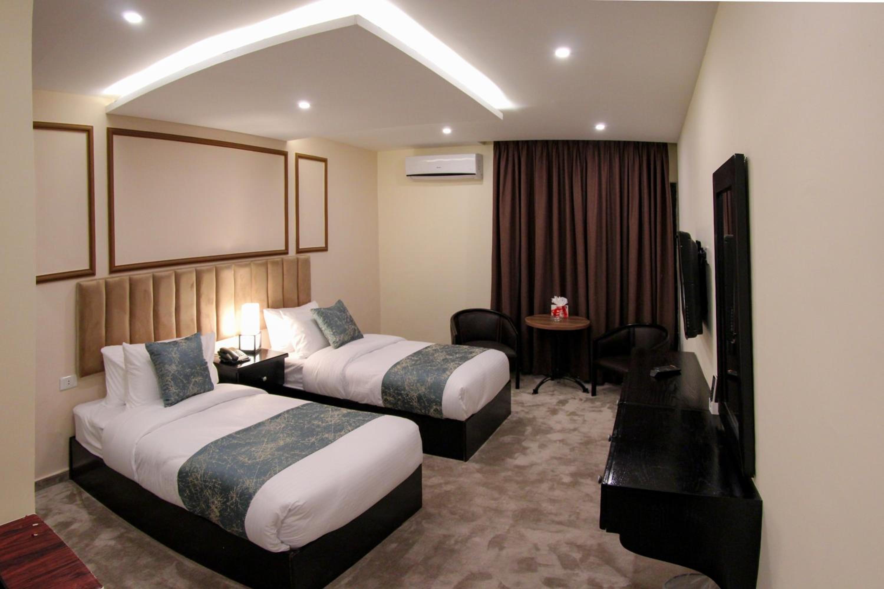 Deluxe Double or Twin Room - Photo 1
