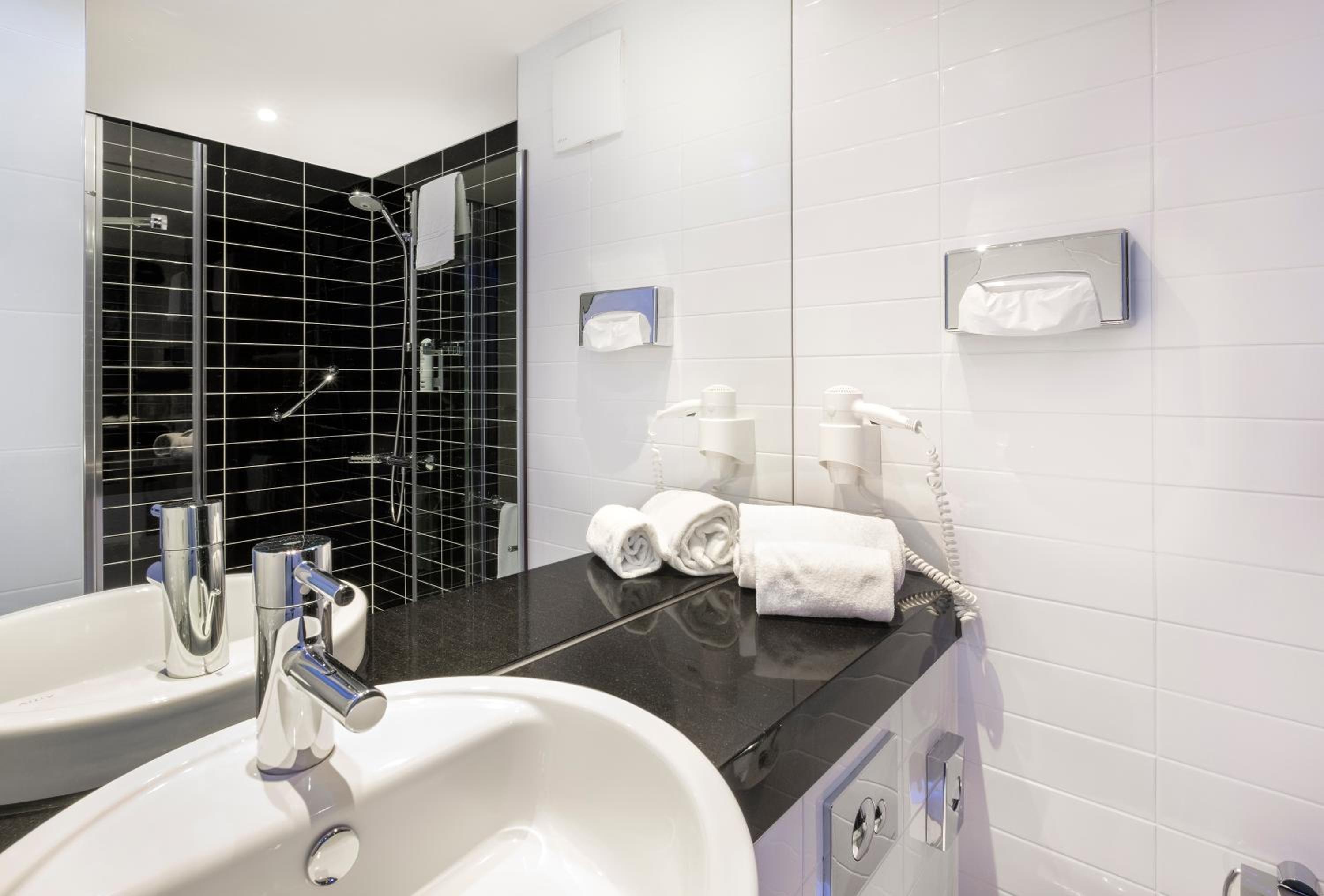 Standard Room photo 2