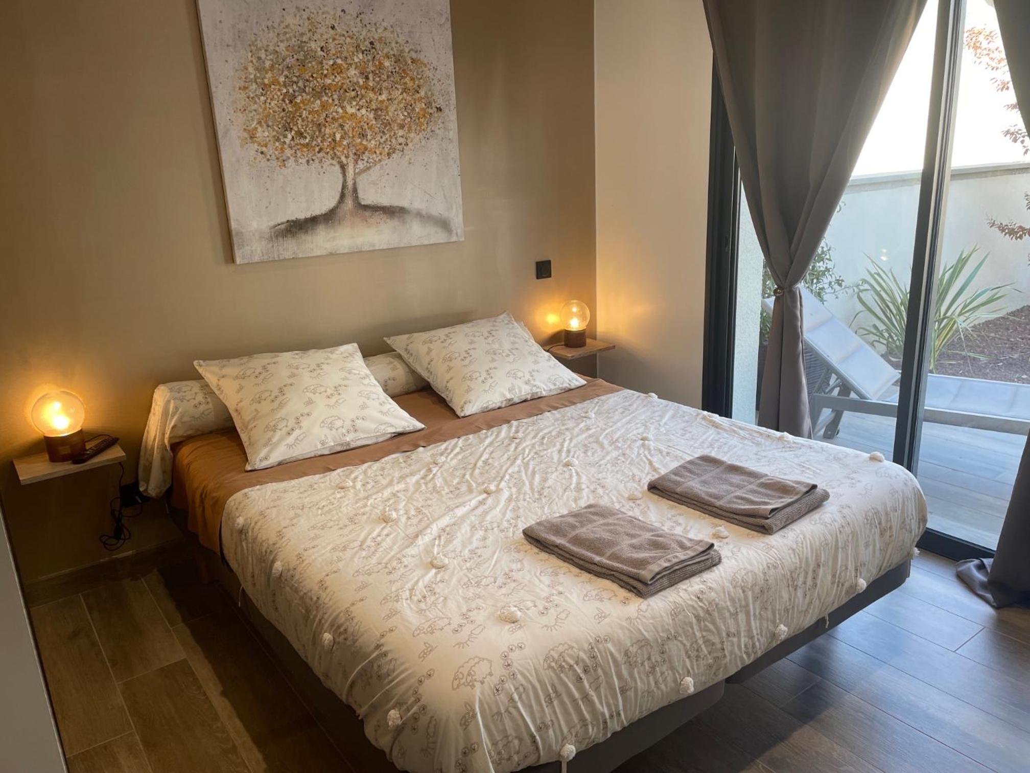 Double Room with Pool View photo 3