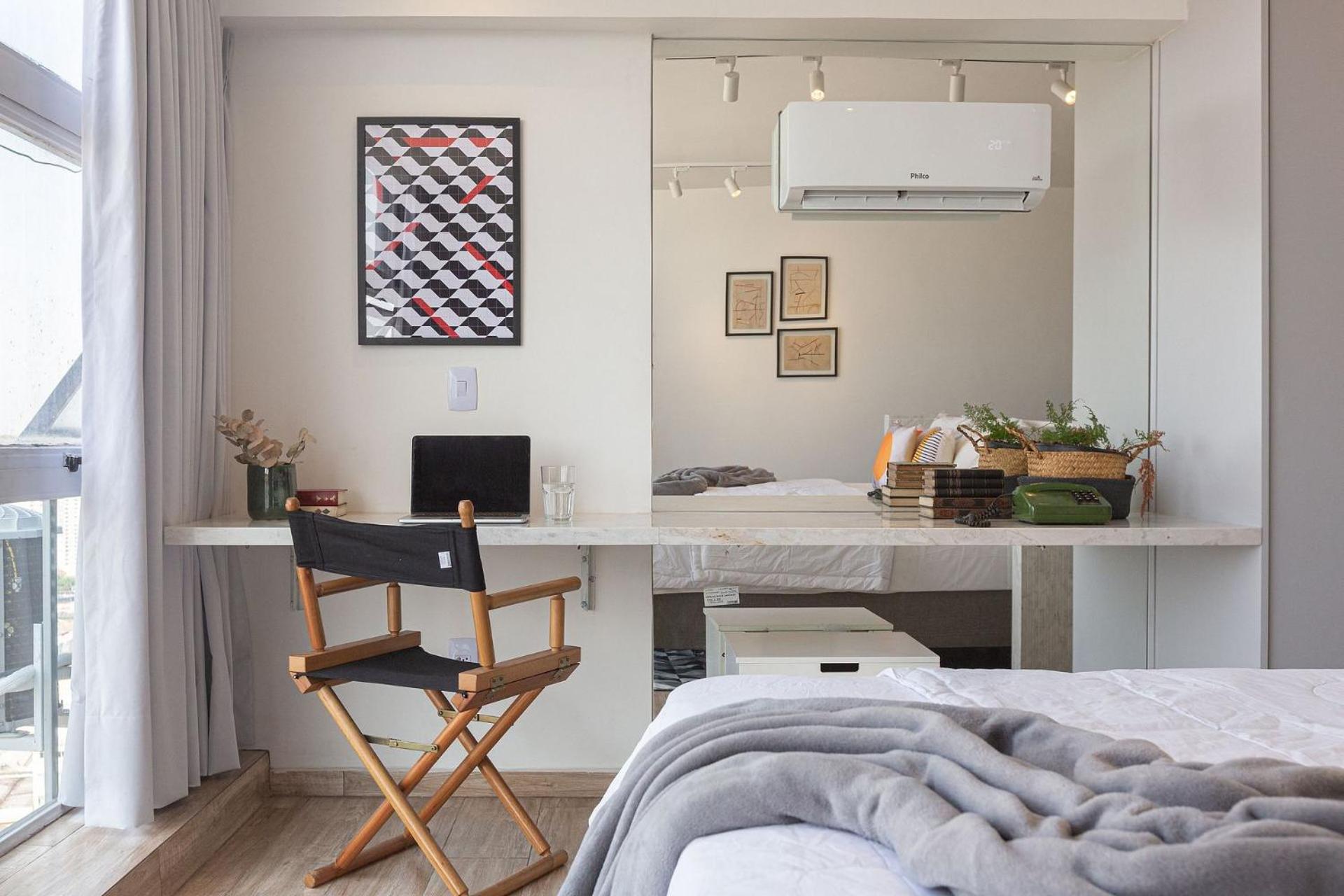 Apartment with City View - Photo 13