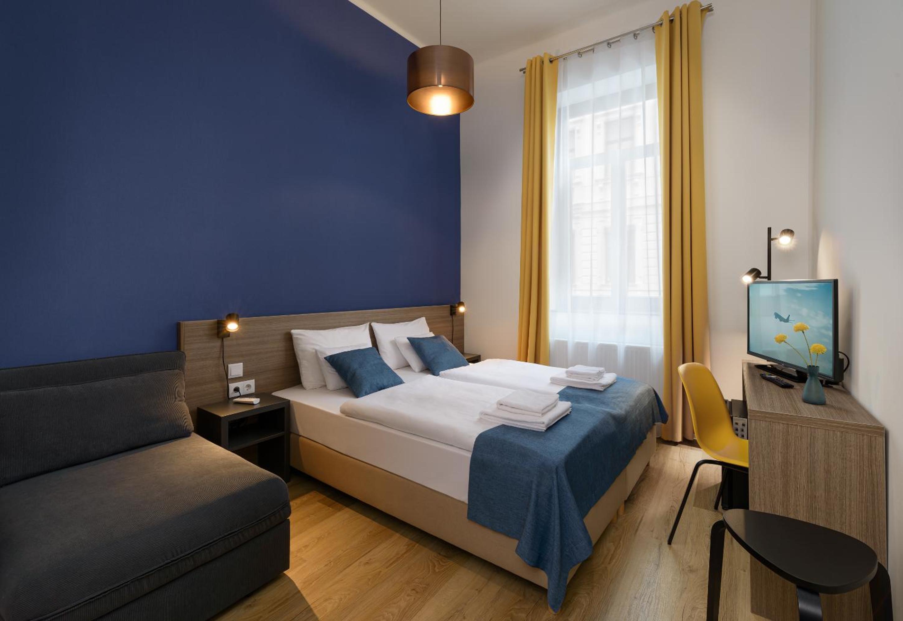 Superior Double Room - Photo 1