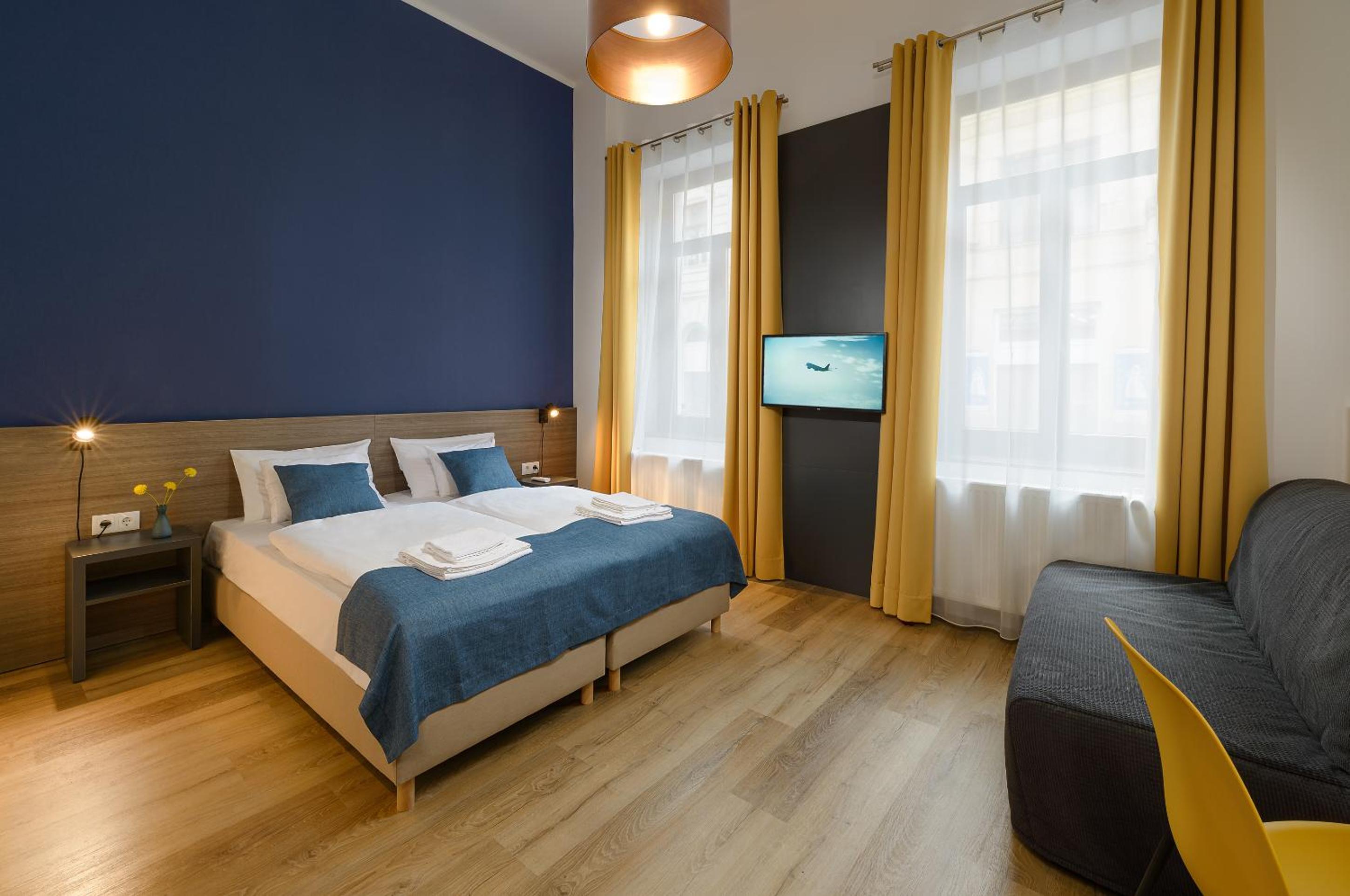 Standard Double Room - Photo 1