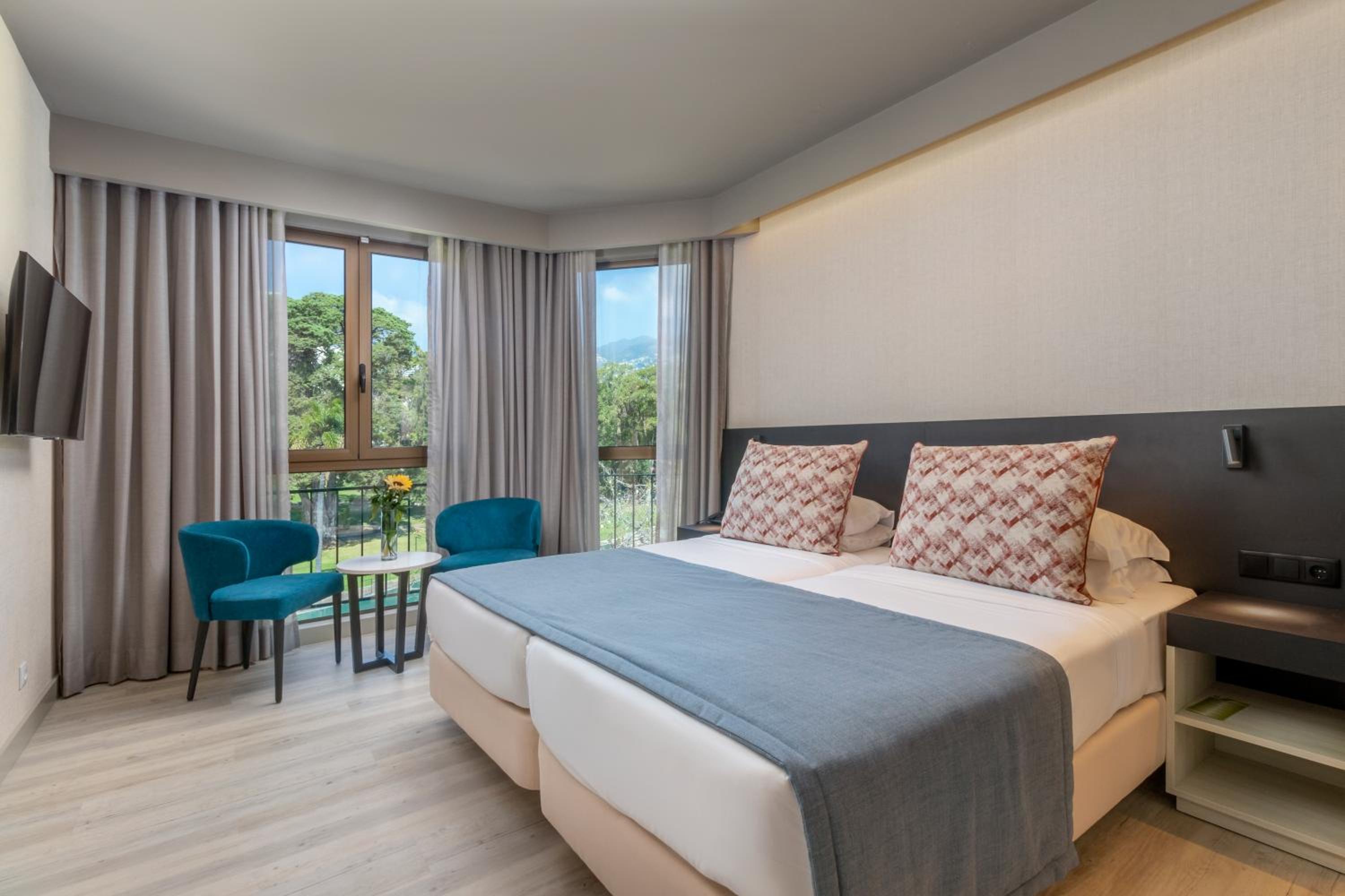 Double or Twin Room with Garden View