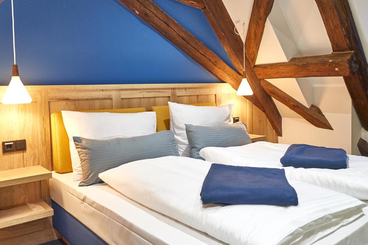 Standard Double Room - Photo 2