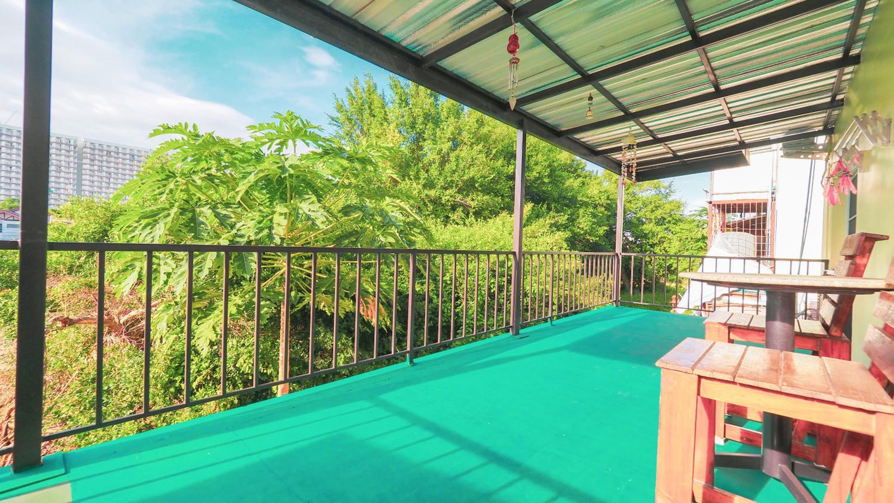 Deluxe Single Room with Balcony photo 2