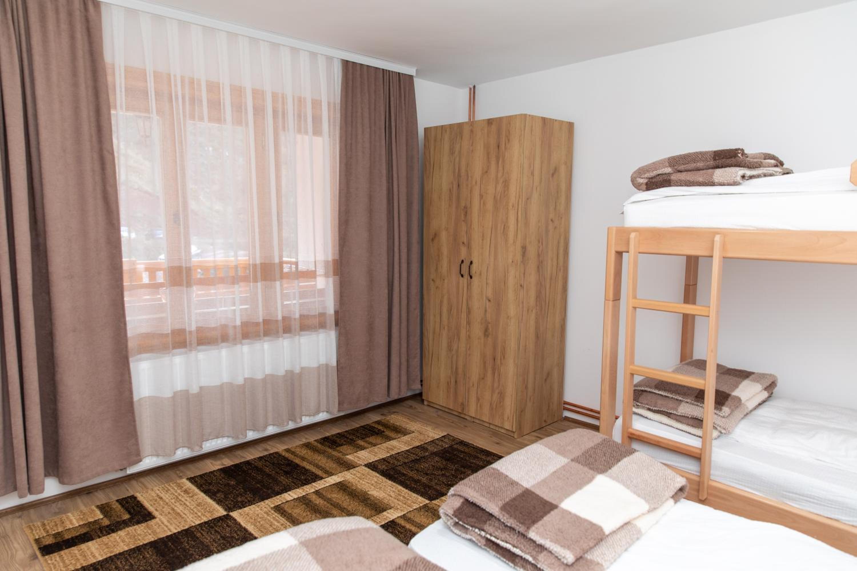 Apartment with Terrace photo 3