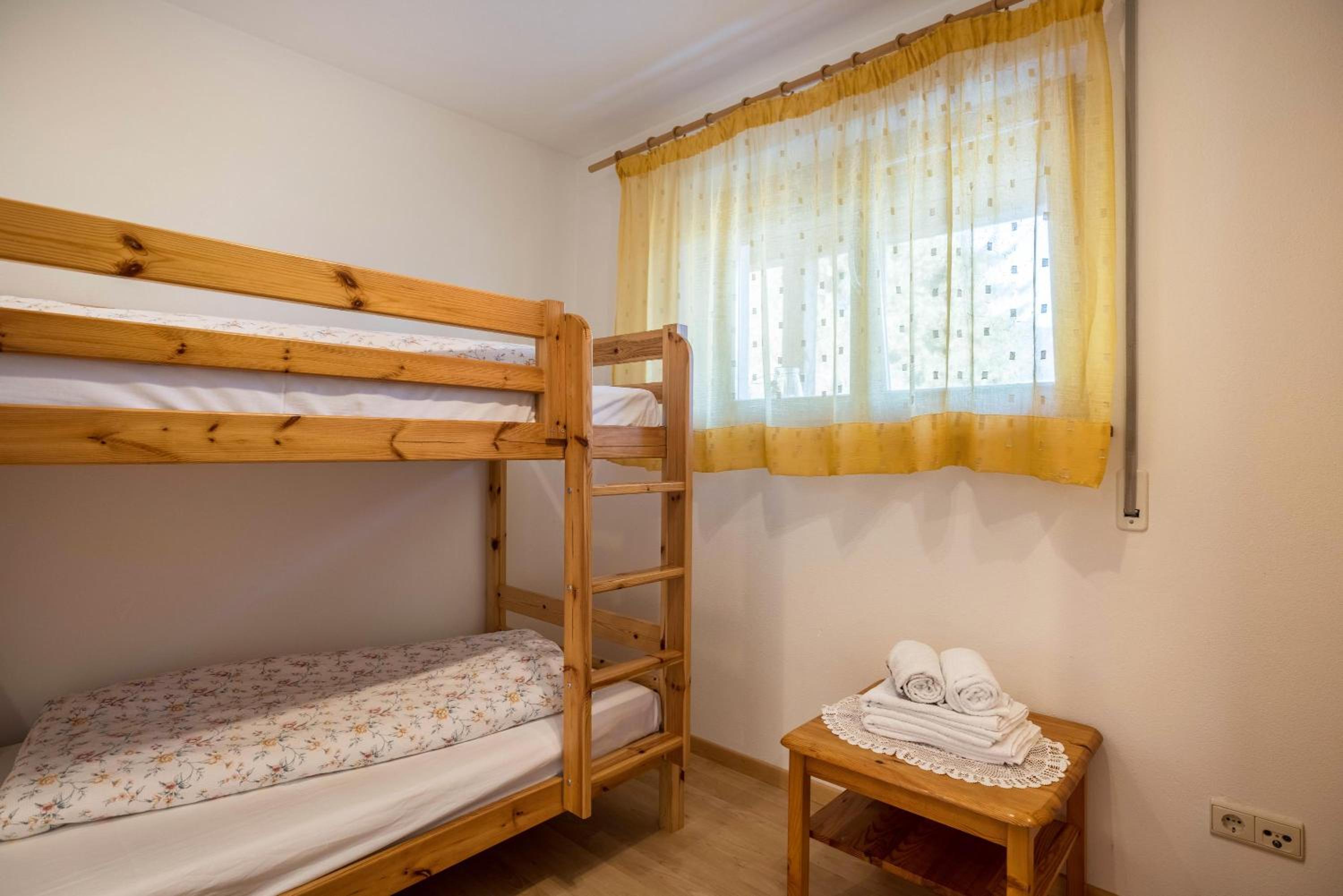 Two-Bedroom Deluxe Apartment with Garden View photo 3