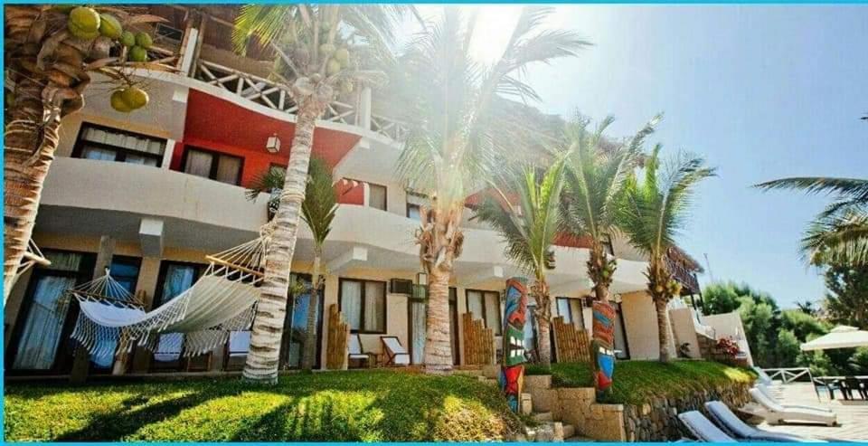 Double Room with Sea View - Photo 3