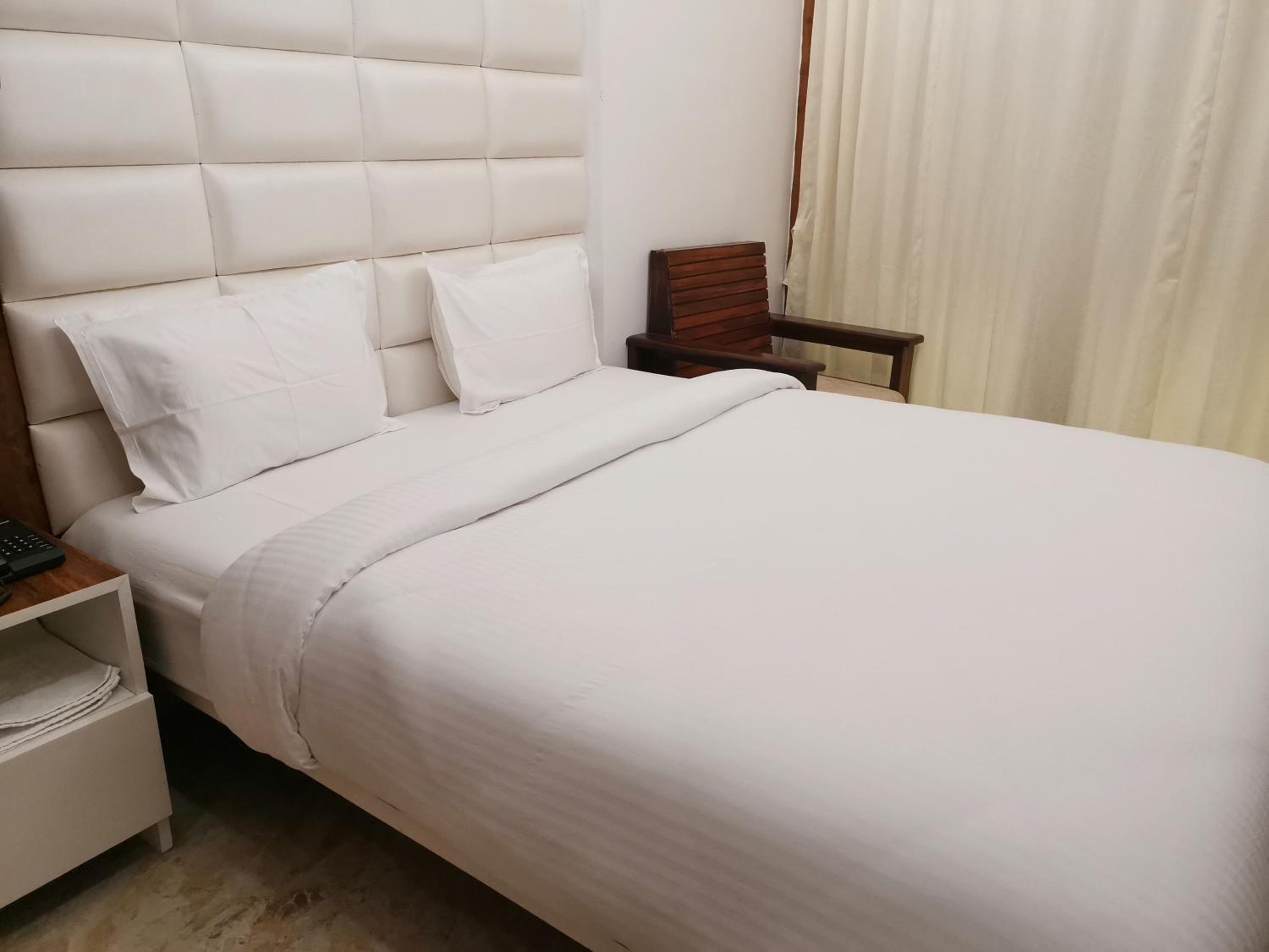 Deluxe room without balcony - Photo 11