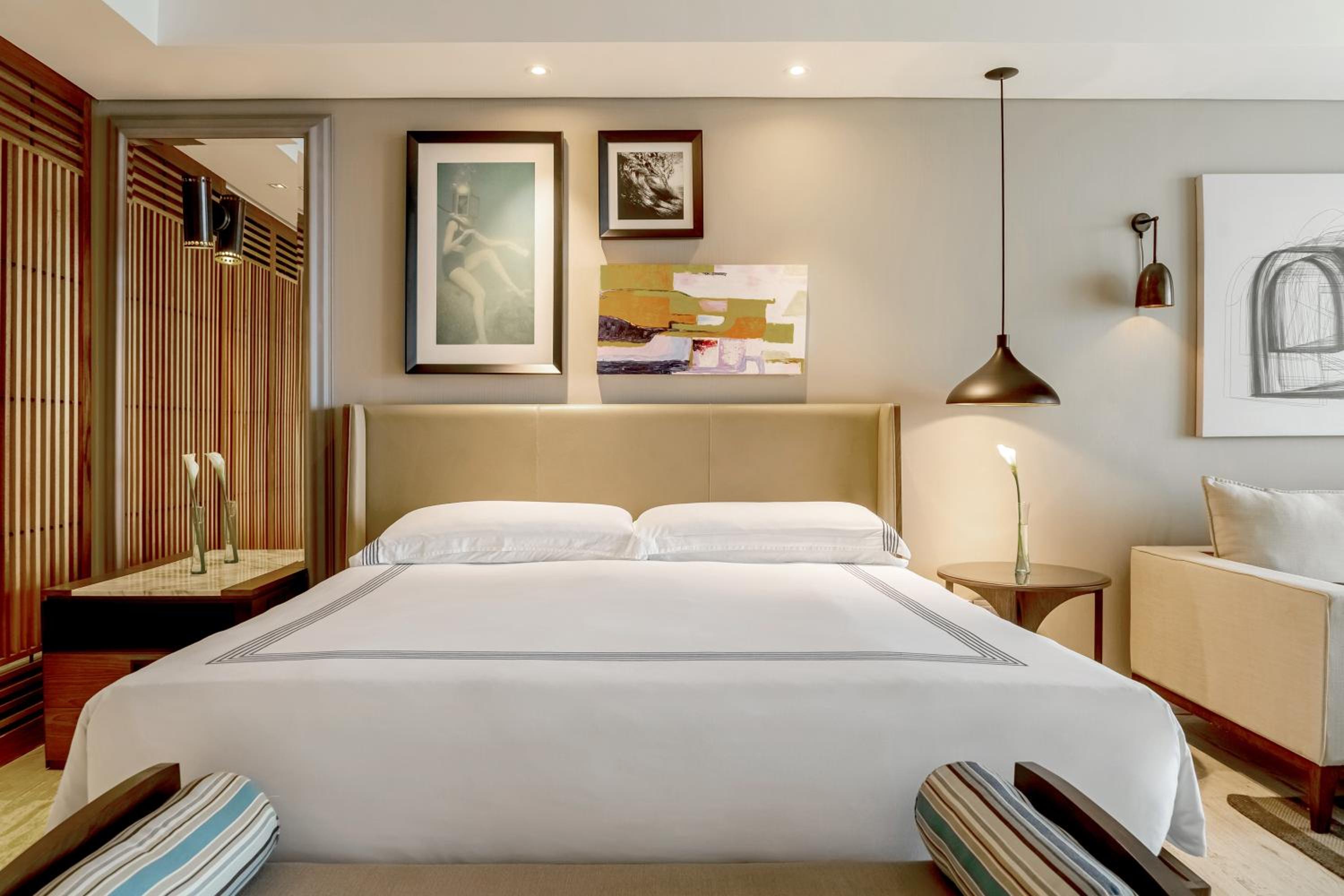King Room with One King Bed and Balcony - Downtown House