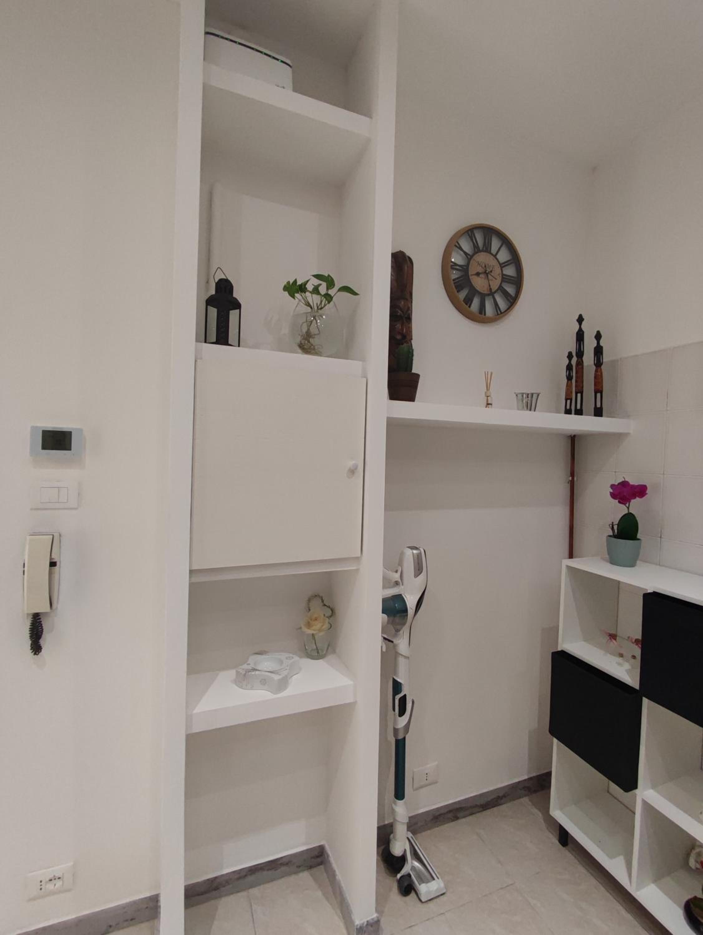 One-Bedroom Apartment - Photo 10