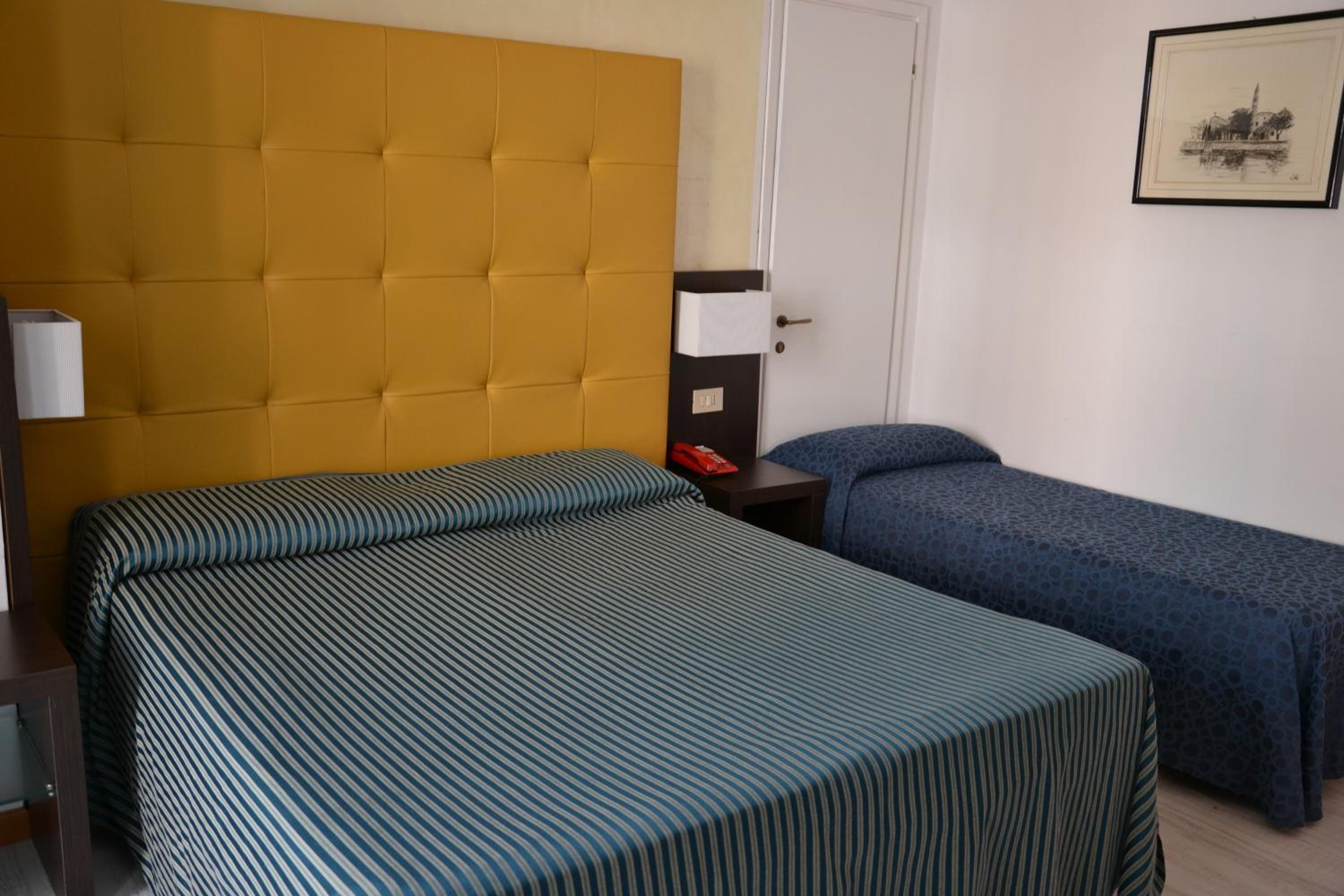 Superior Double Room - Photo 10