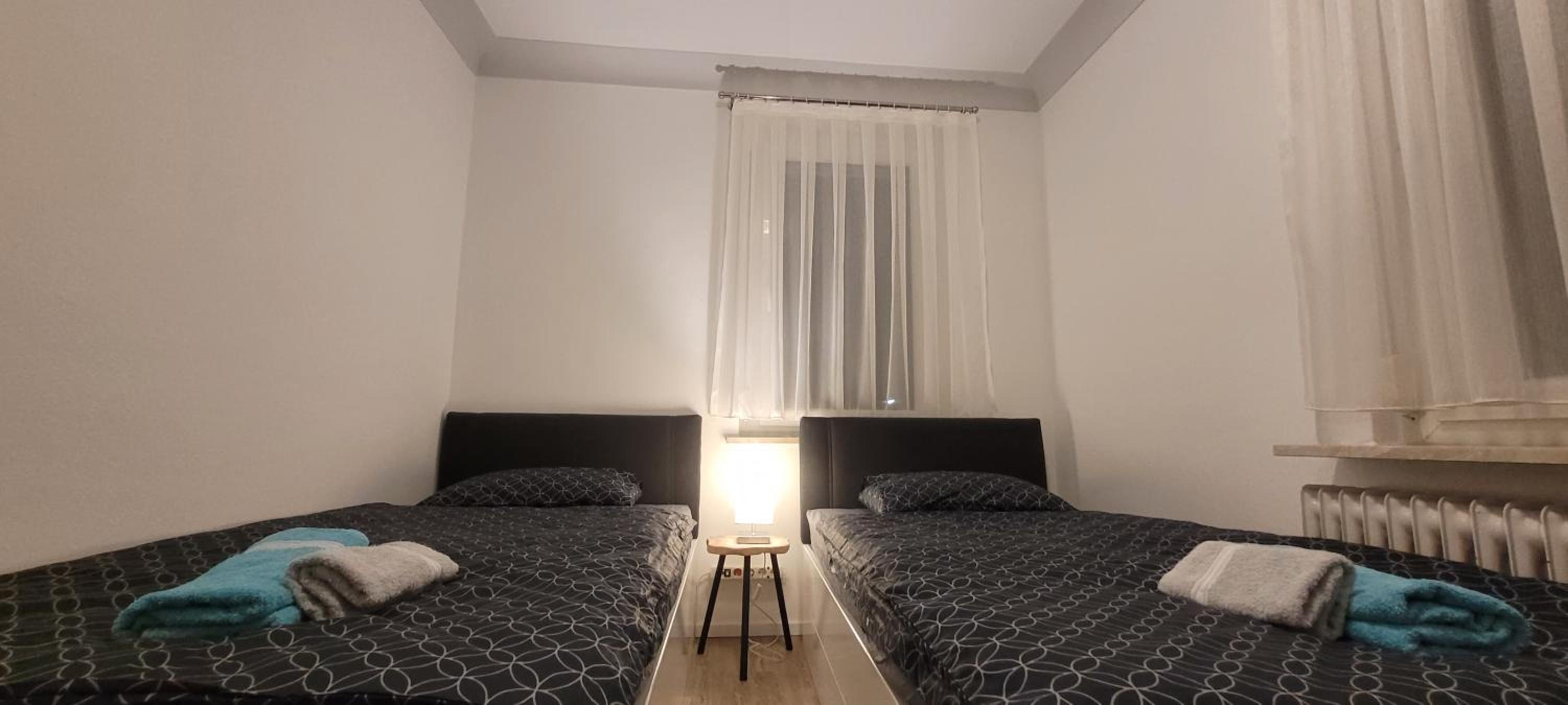 Apartment with Terrace - Photo 34