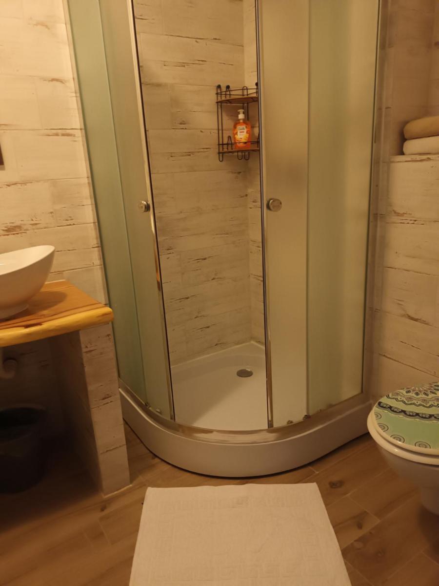 One-Bedroom Chalet - Photo 7