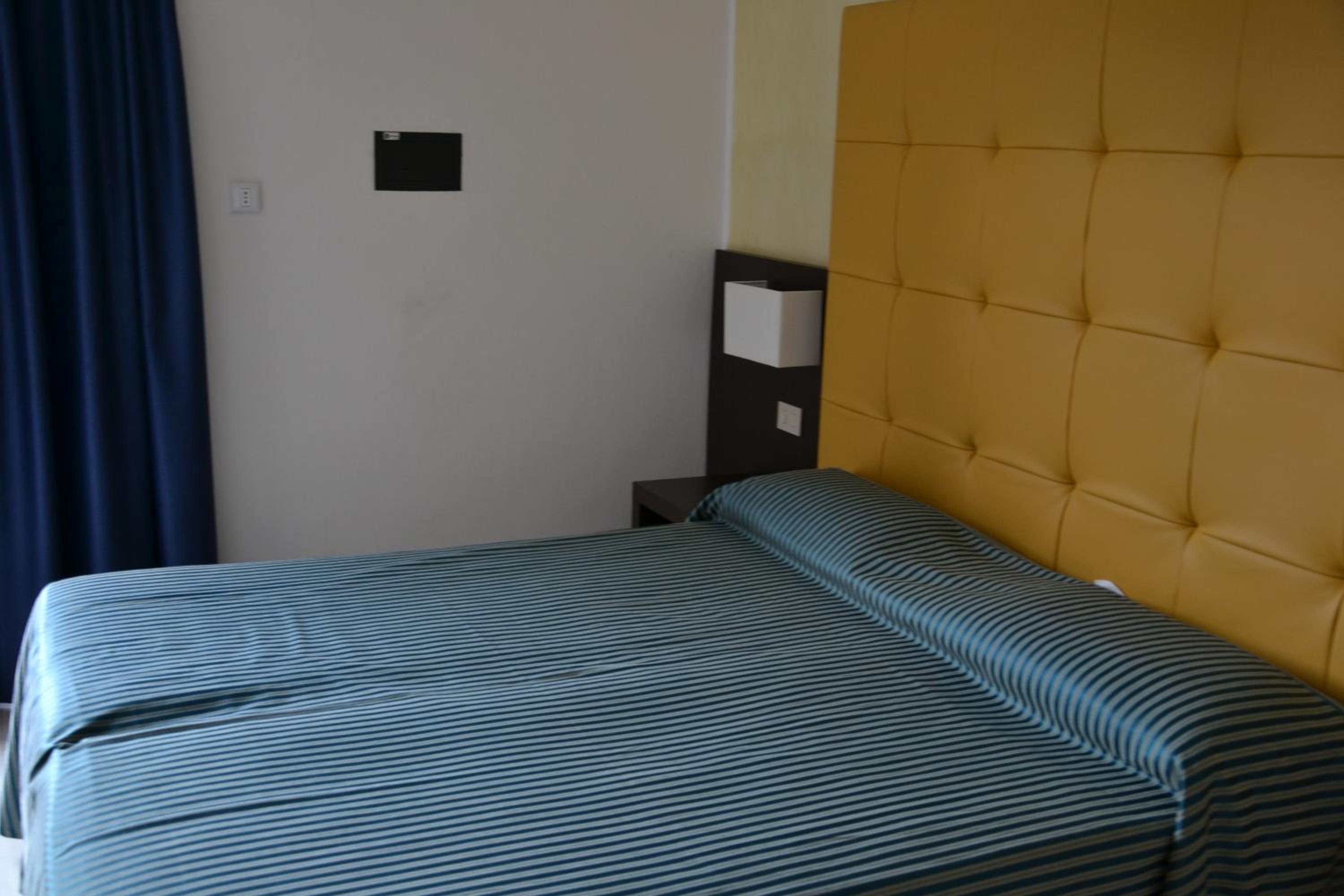 Superior Double Room - Photo 9