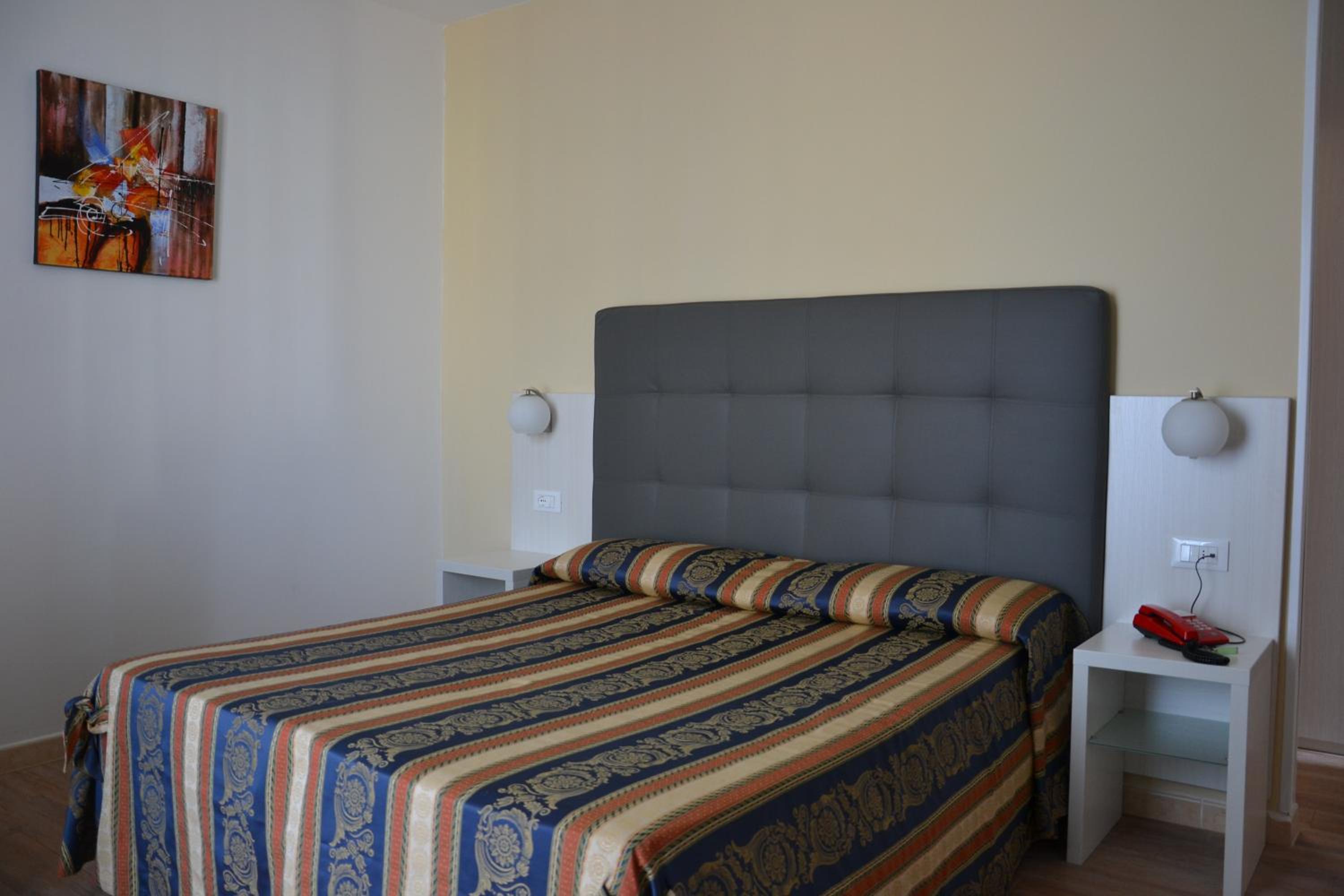Superior Double Room - Photo 8
