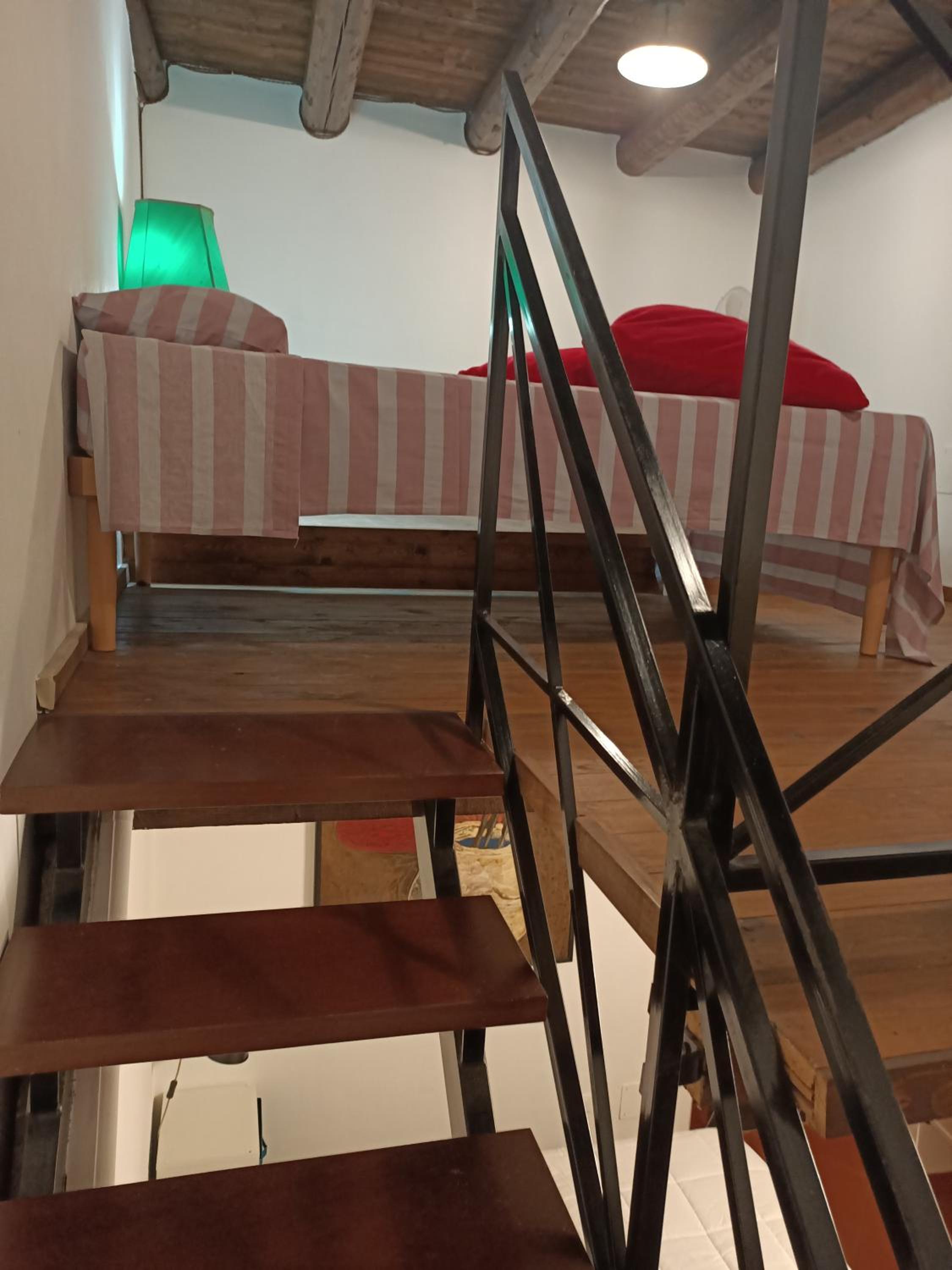 Deluxe Room (2 Adults + 1 Child) - Photo 11