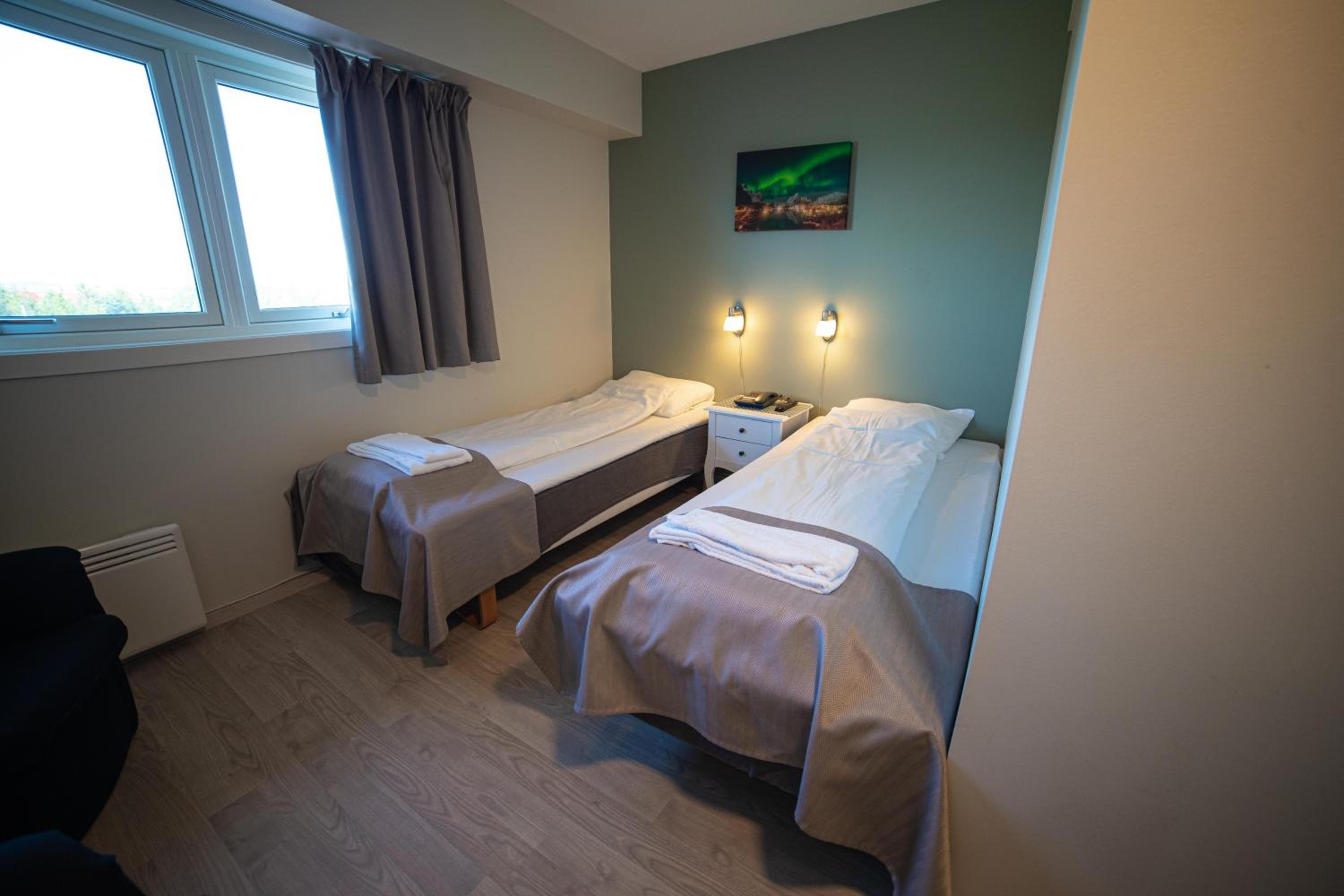 Double or Twin Room - Photo 4
