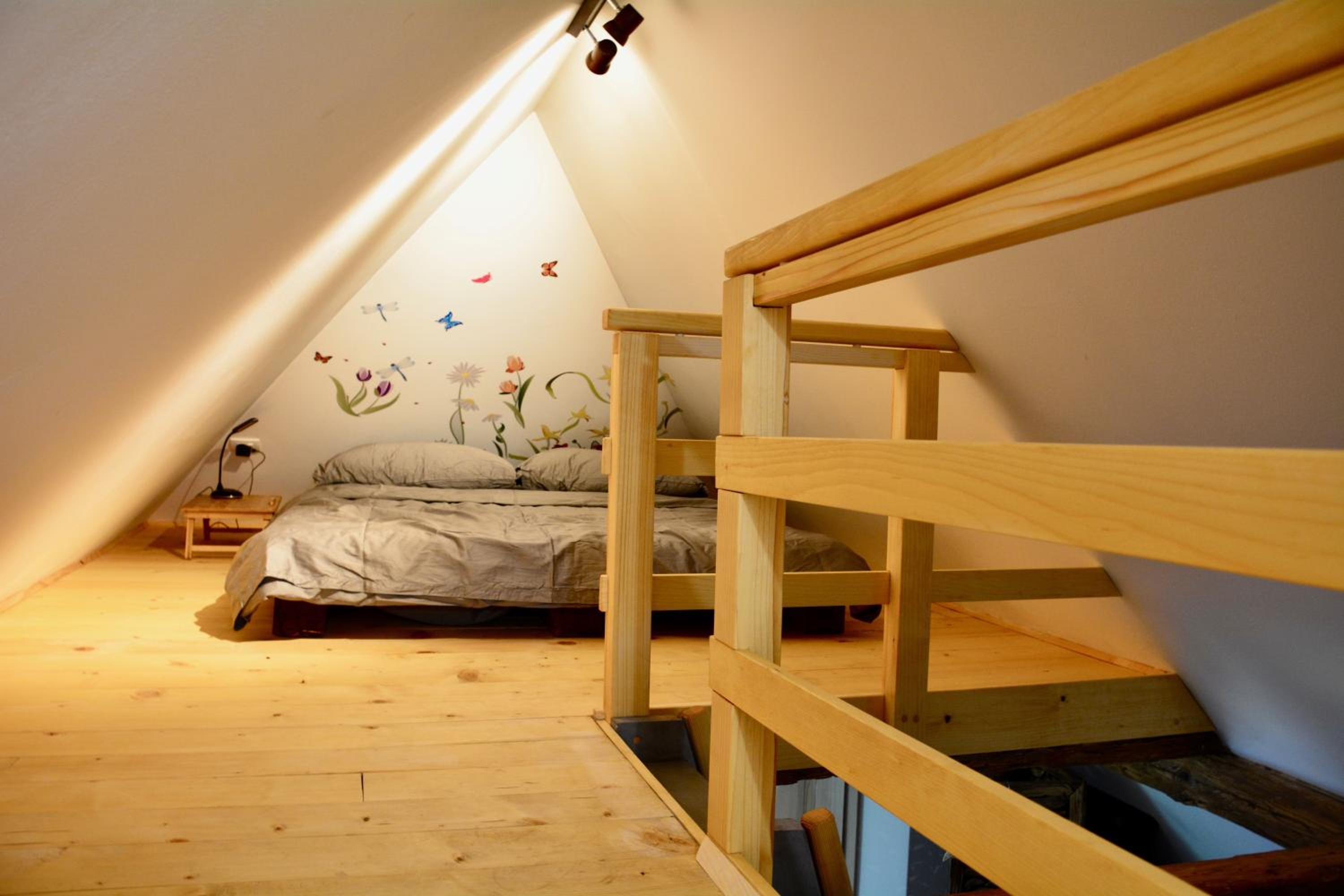 One-Bedroom Apartment - Photo 5