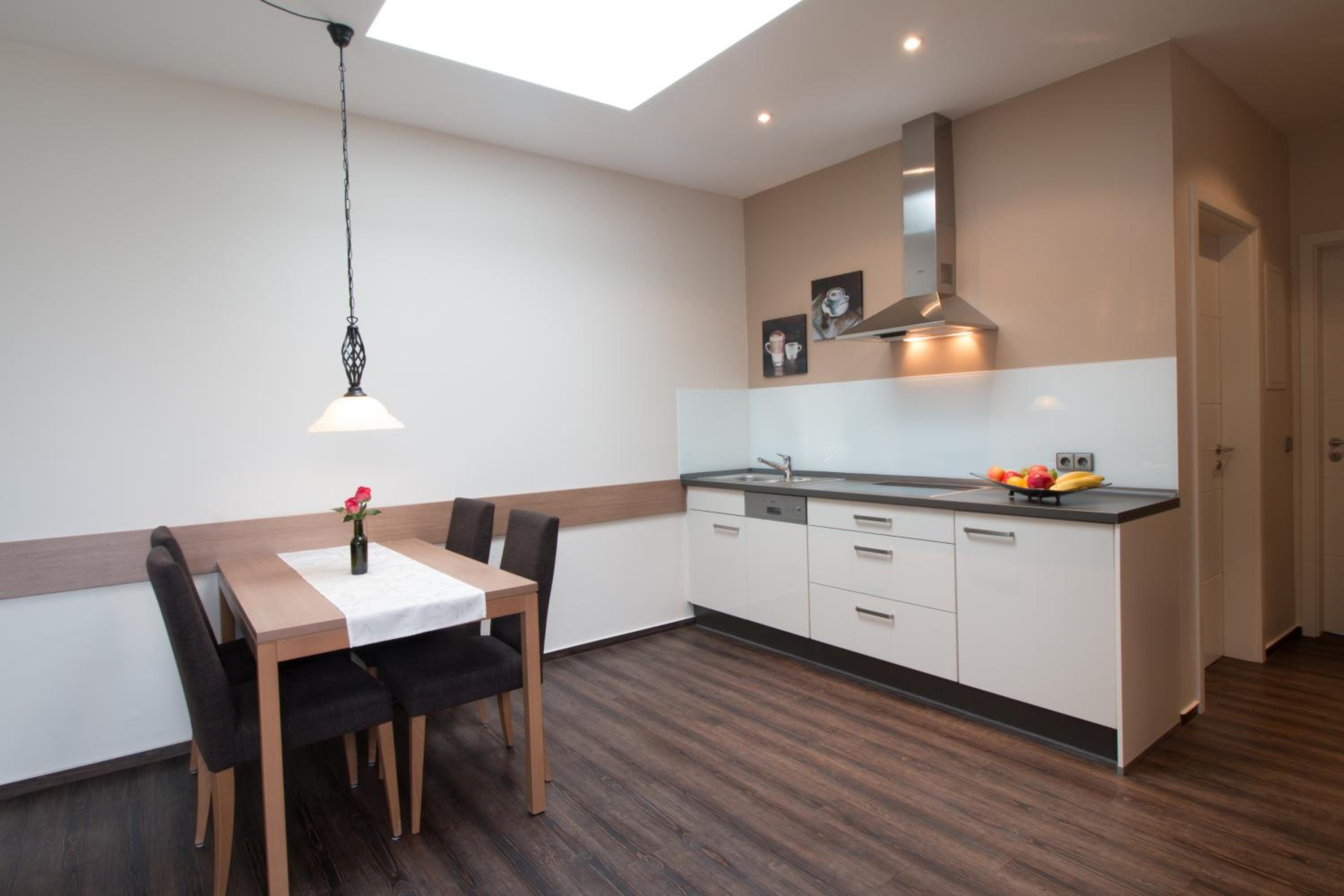 Apartment with Terrace photo 3