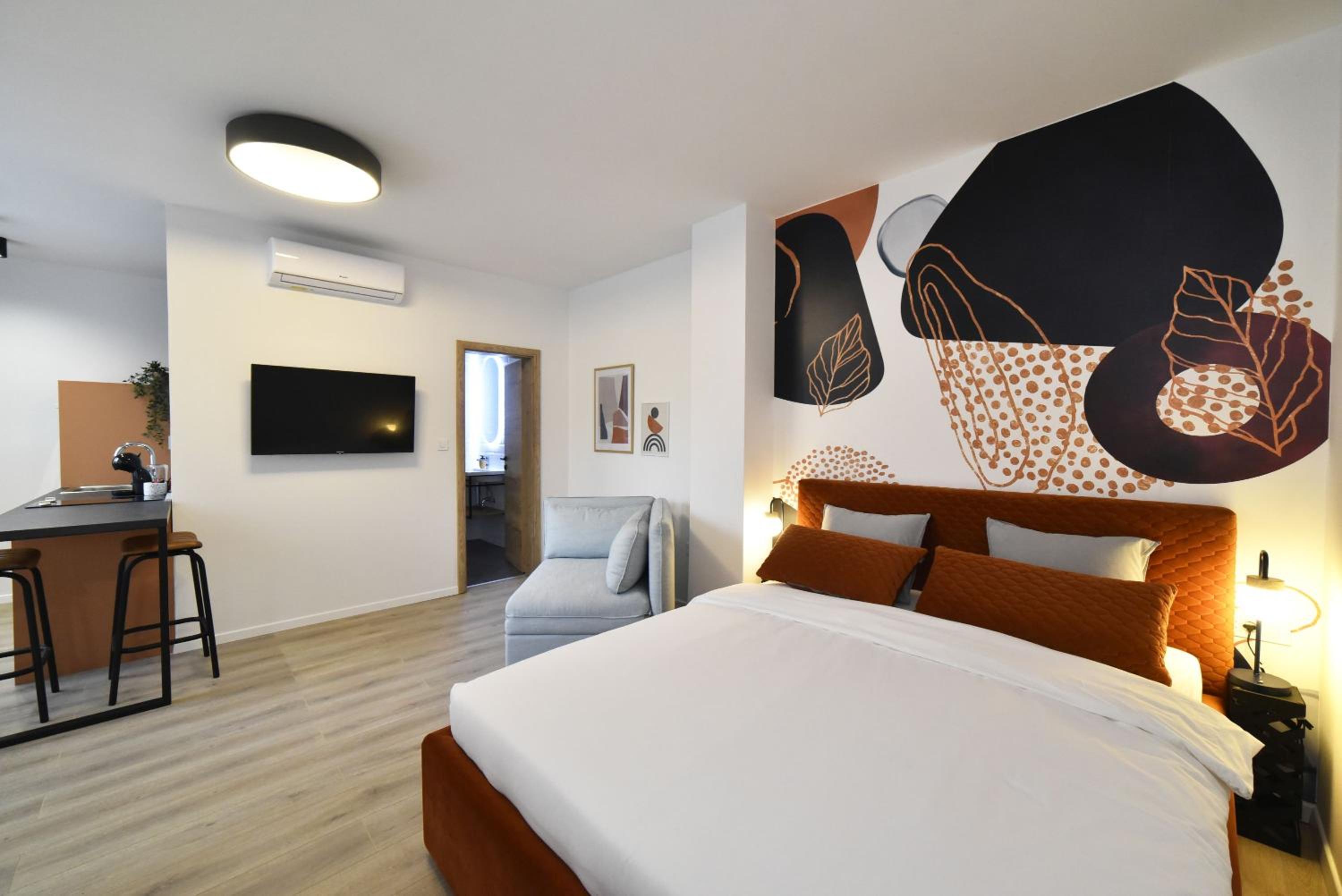 Studio with Sofa Bed