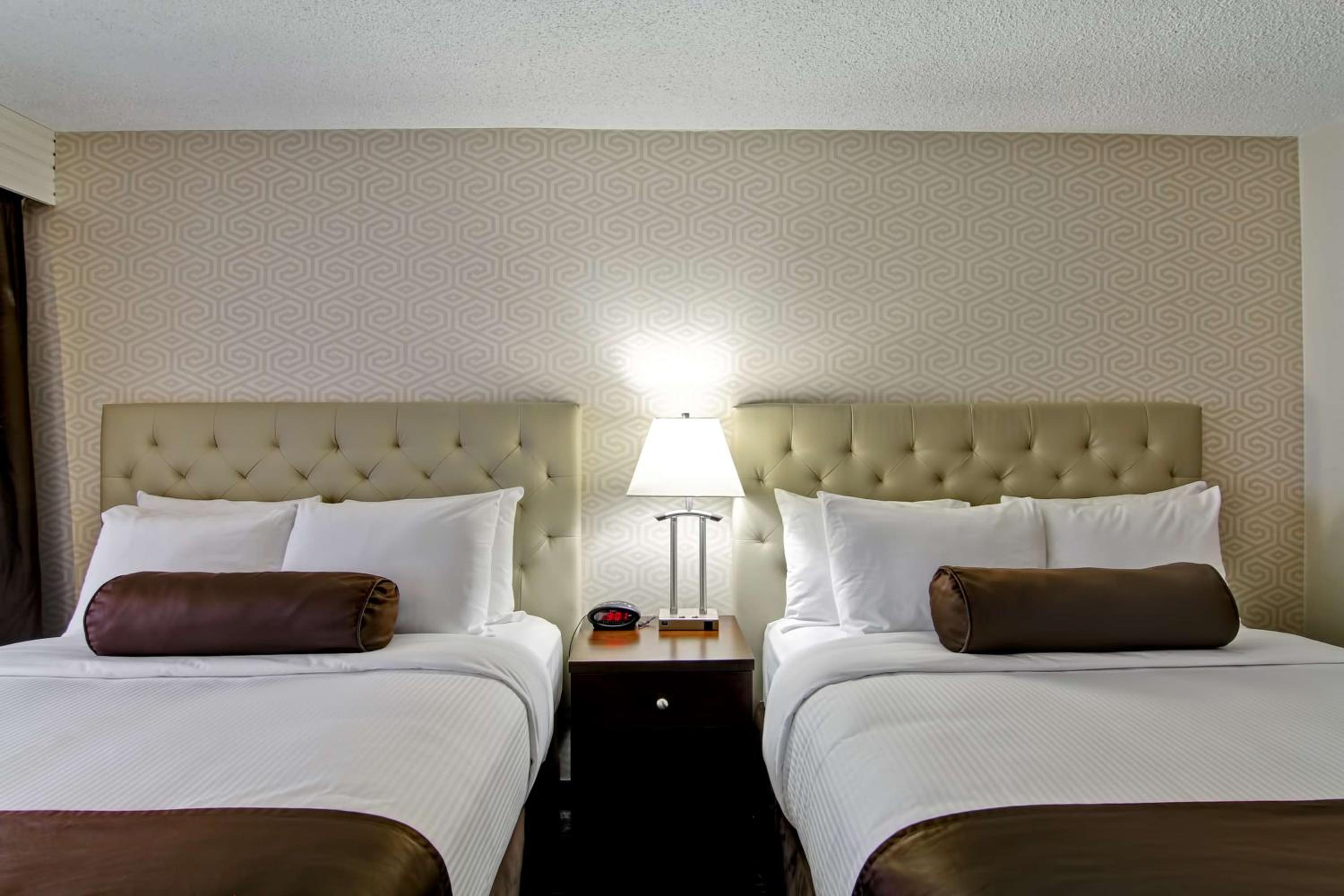 Queen Room with Two Queen Beds - Non-Smoking/Pet Friendly - Photo 1