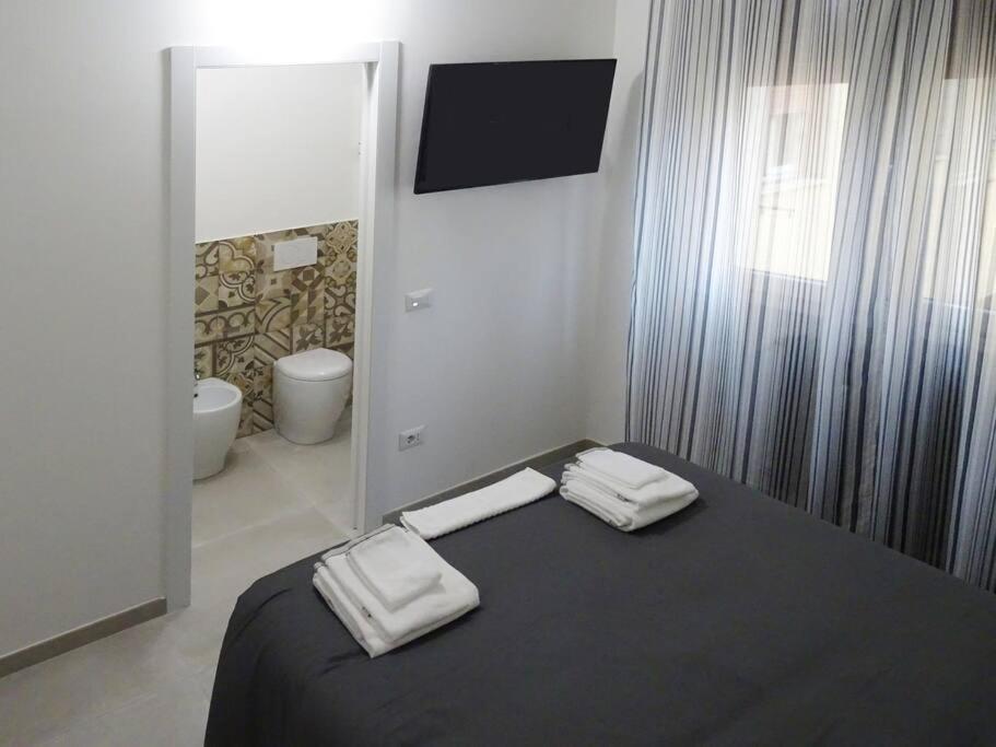 Double Room with Private Bathroom photo 3