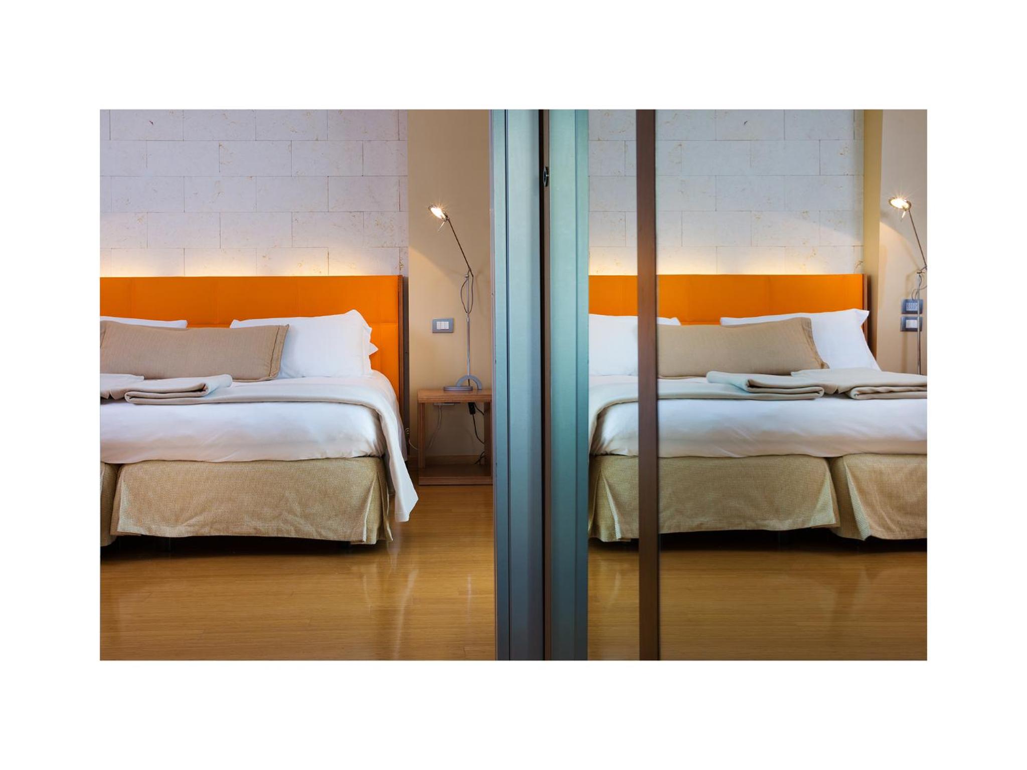 Suite with Terrace - Photo 2