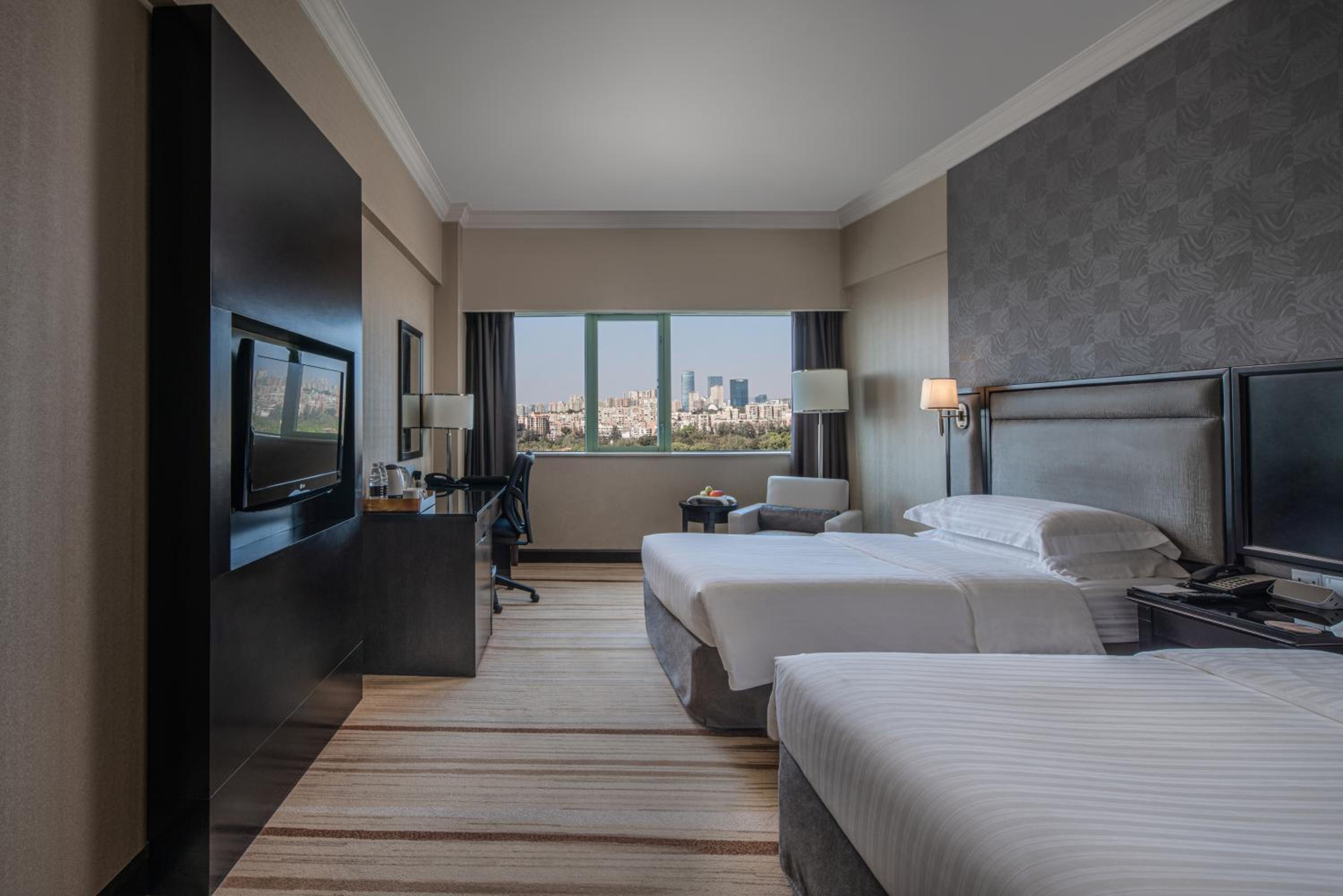 Deluxe Twin Room - Photo 3