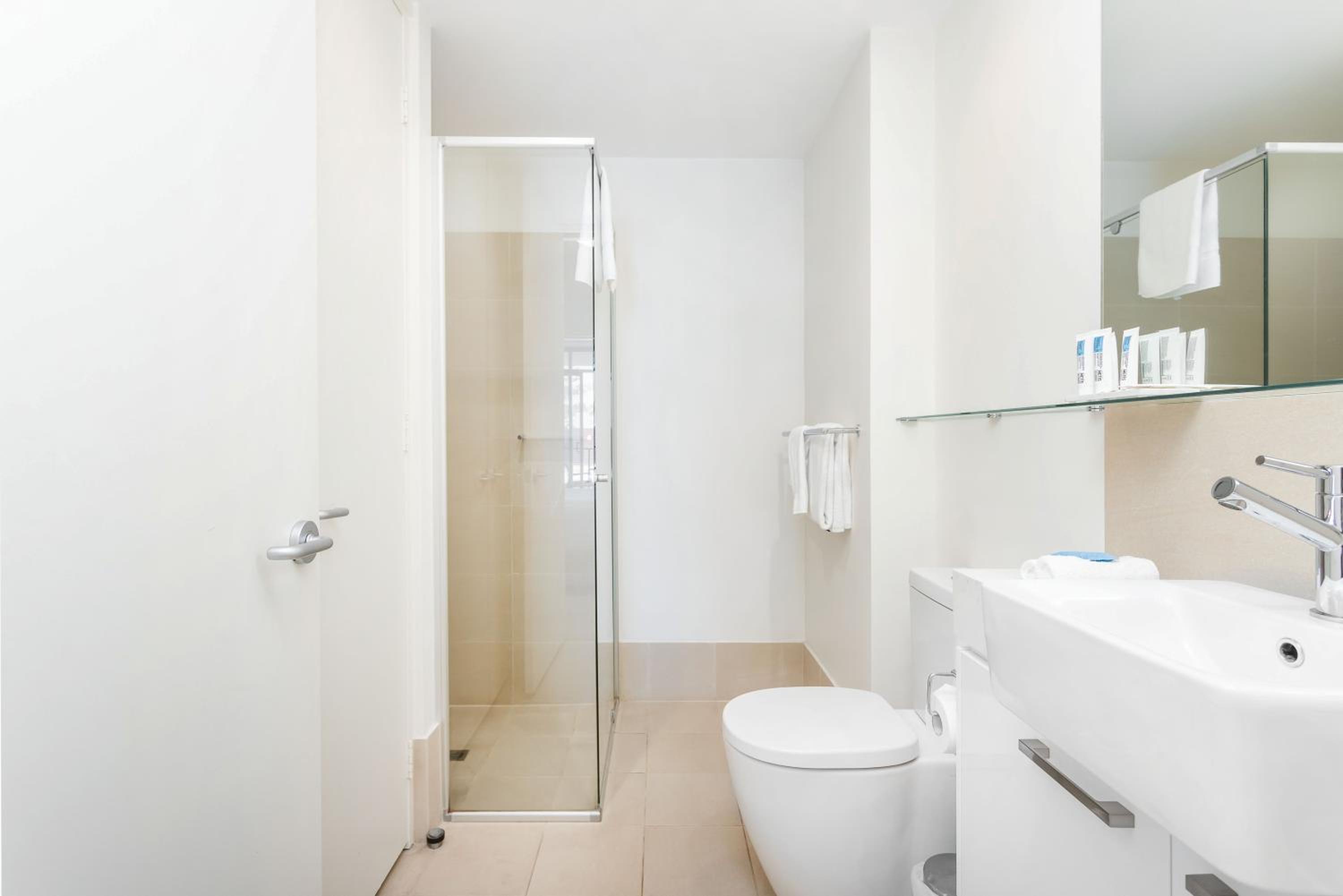 Studio Apartment photo 3