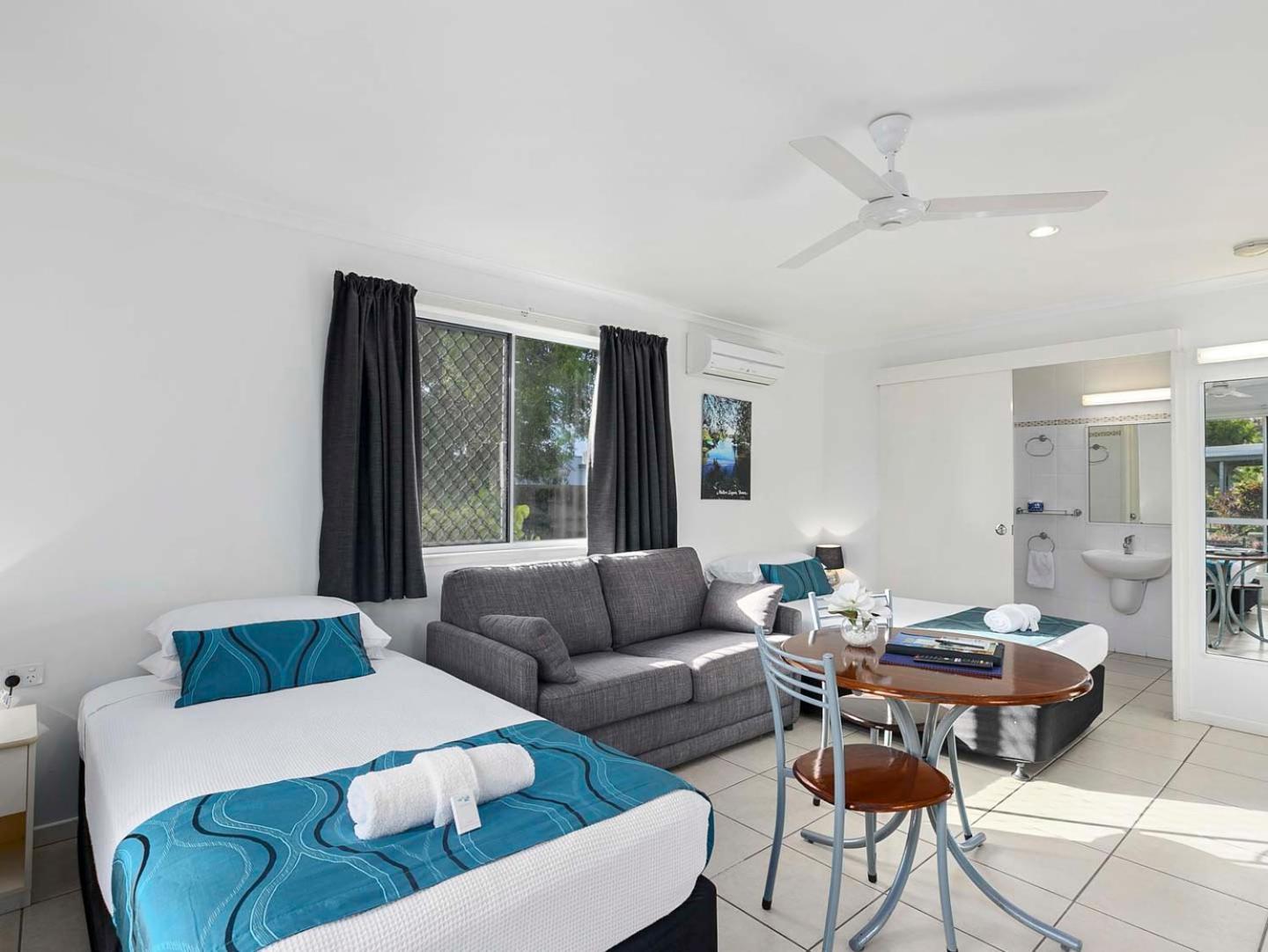 Villa - Disability Access photo 3