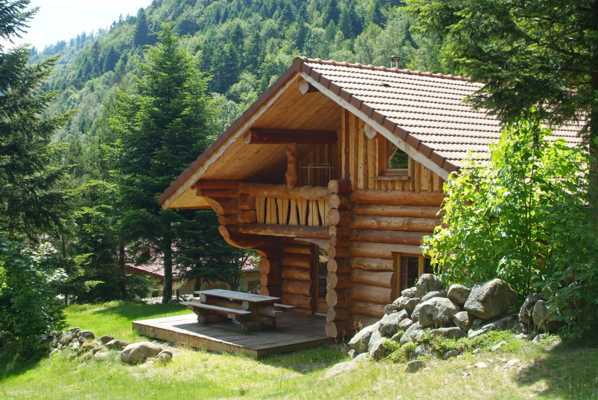 Chalet (8 Adults) photo 3