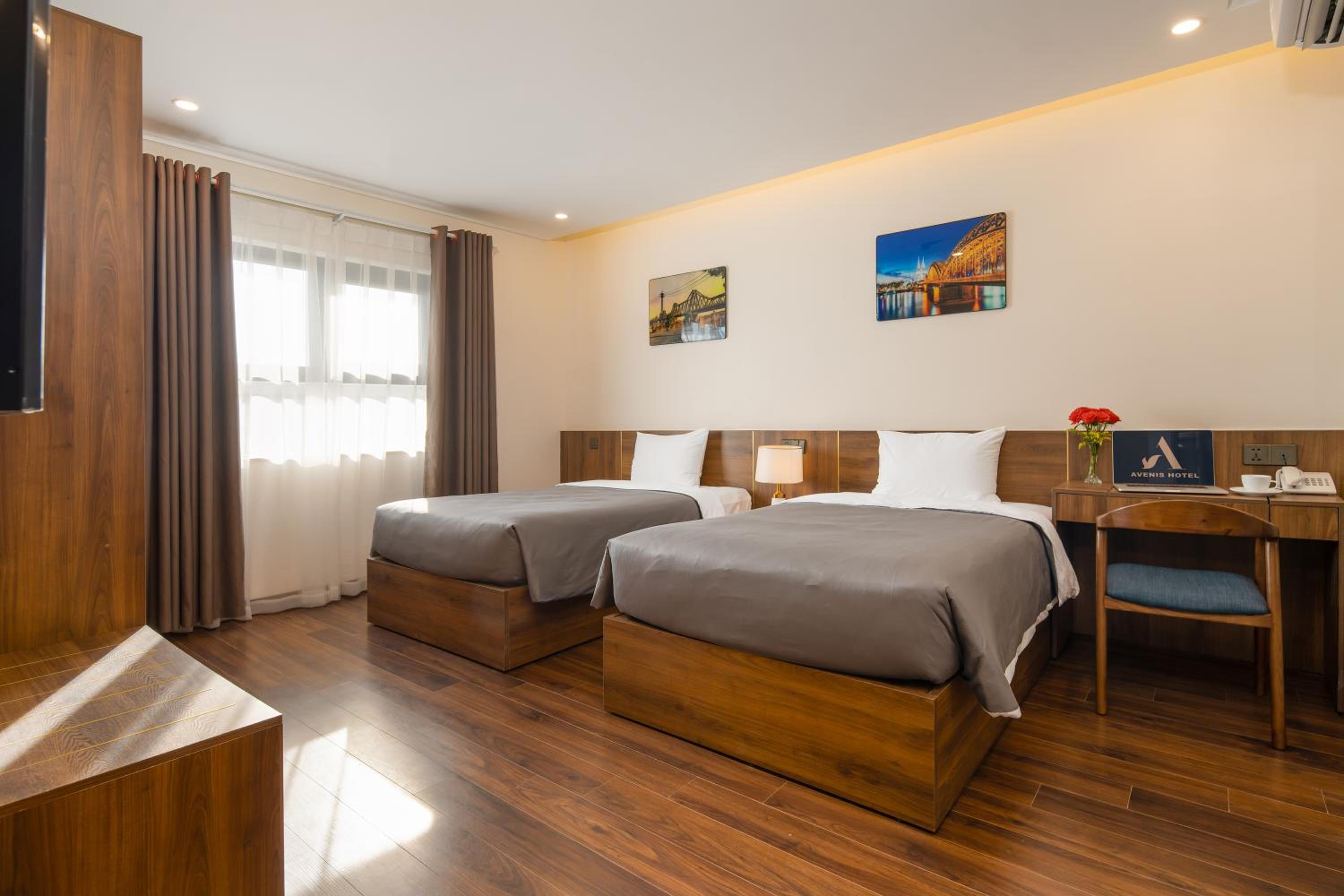 Twin Room with City View