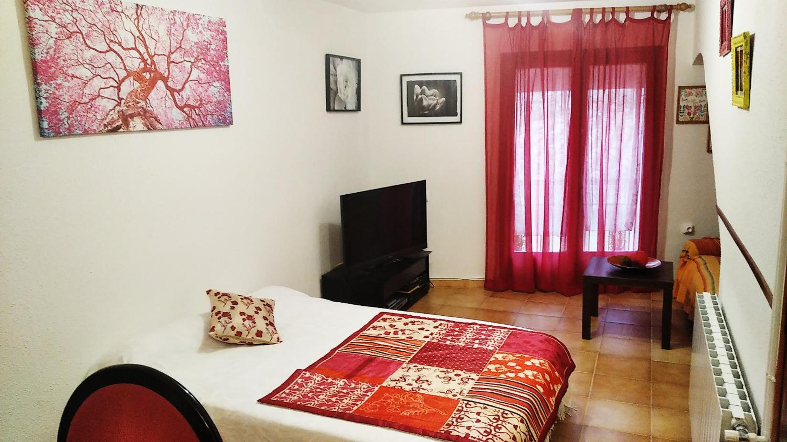 Apartment with Balcony photo 3