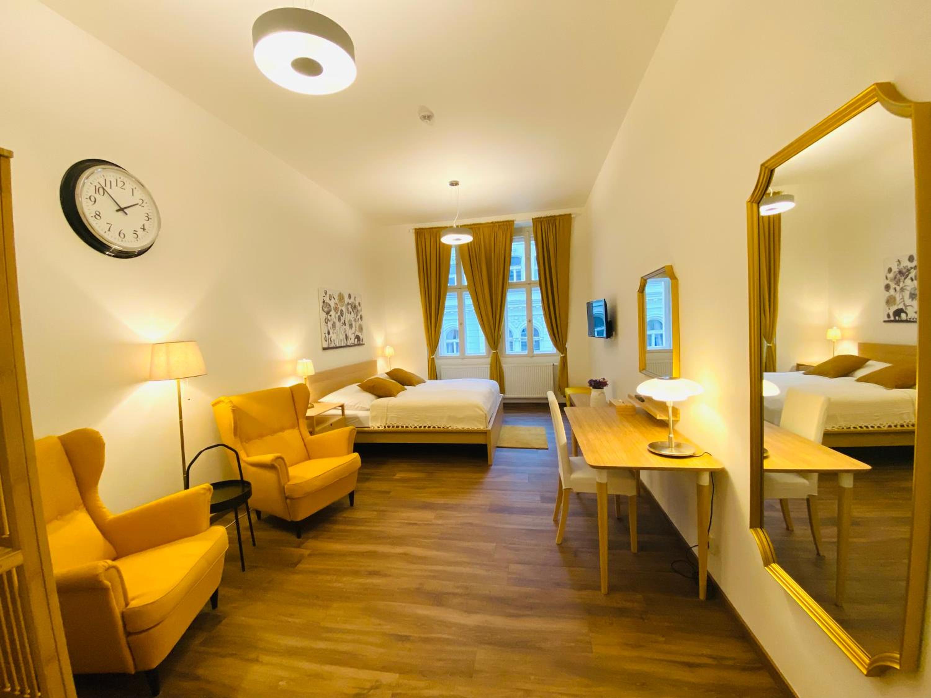 One-Bedroom Apartment