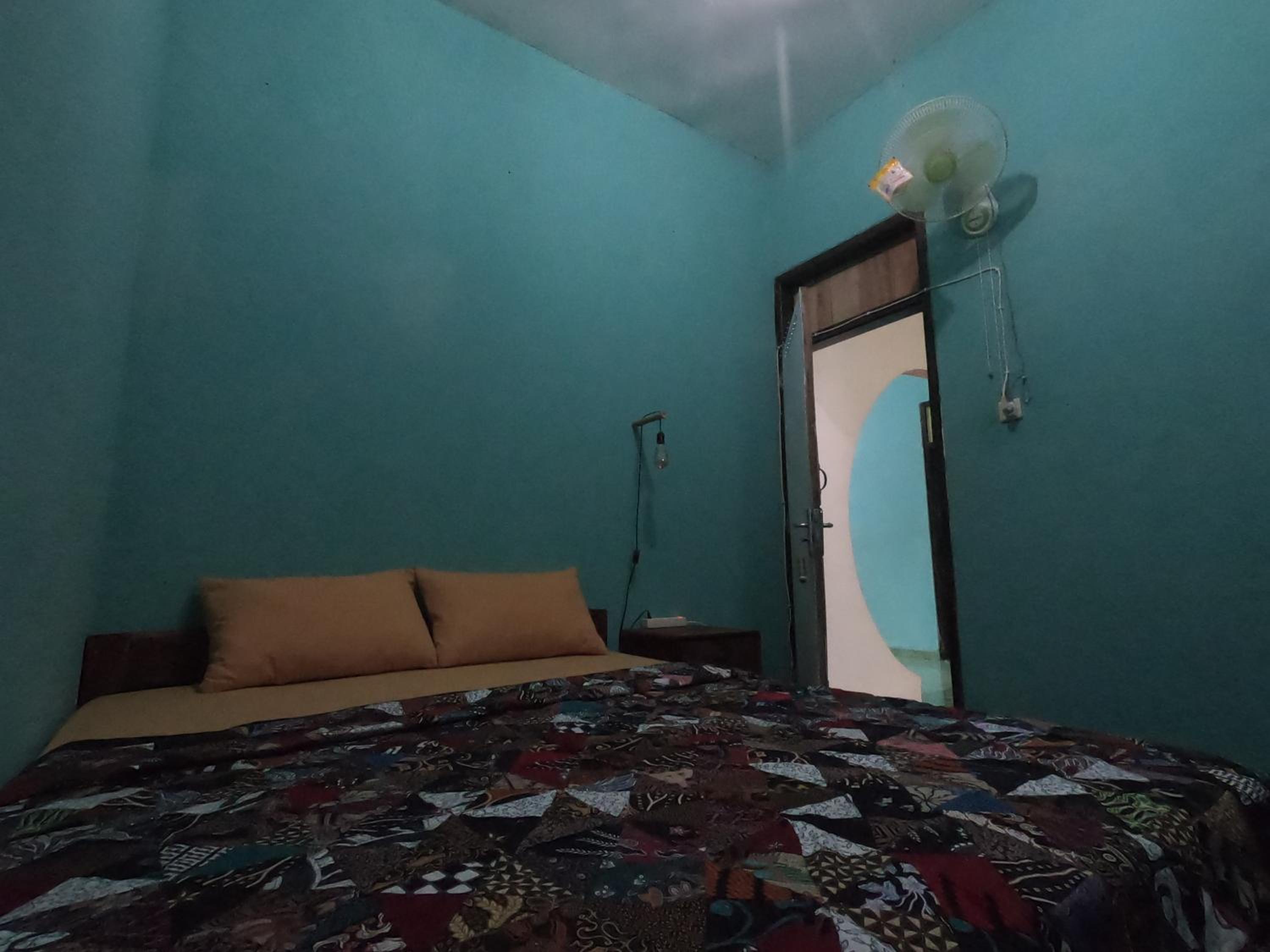 Standard Double Room with Fan photo 3