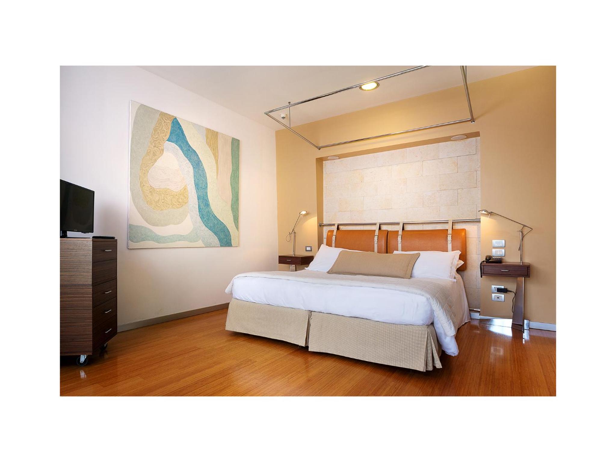 Superior Double room with Partial Sea View - Photo 2